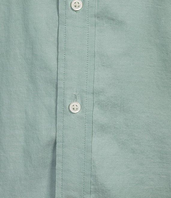 Cremieux Blue Label Solid Oxford Short Sleeve Woven Shirt Product Image
