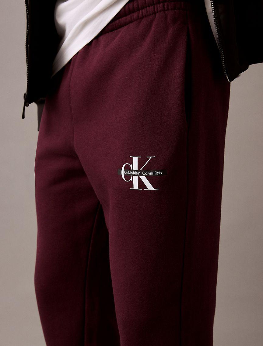 Archive Logo Fleece Jogger Product Image