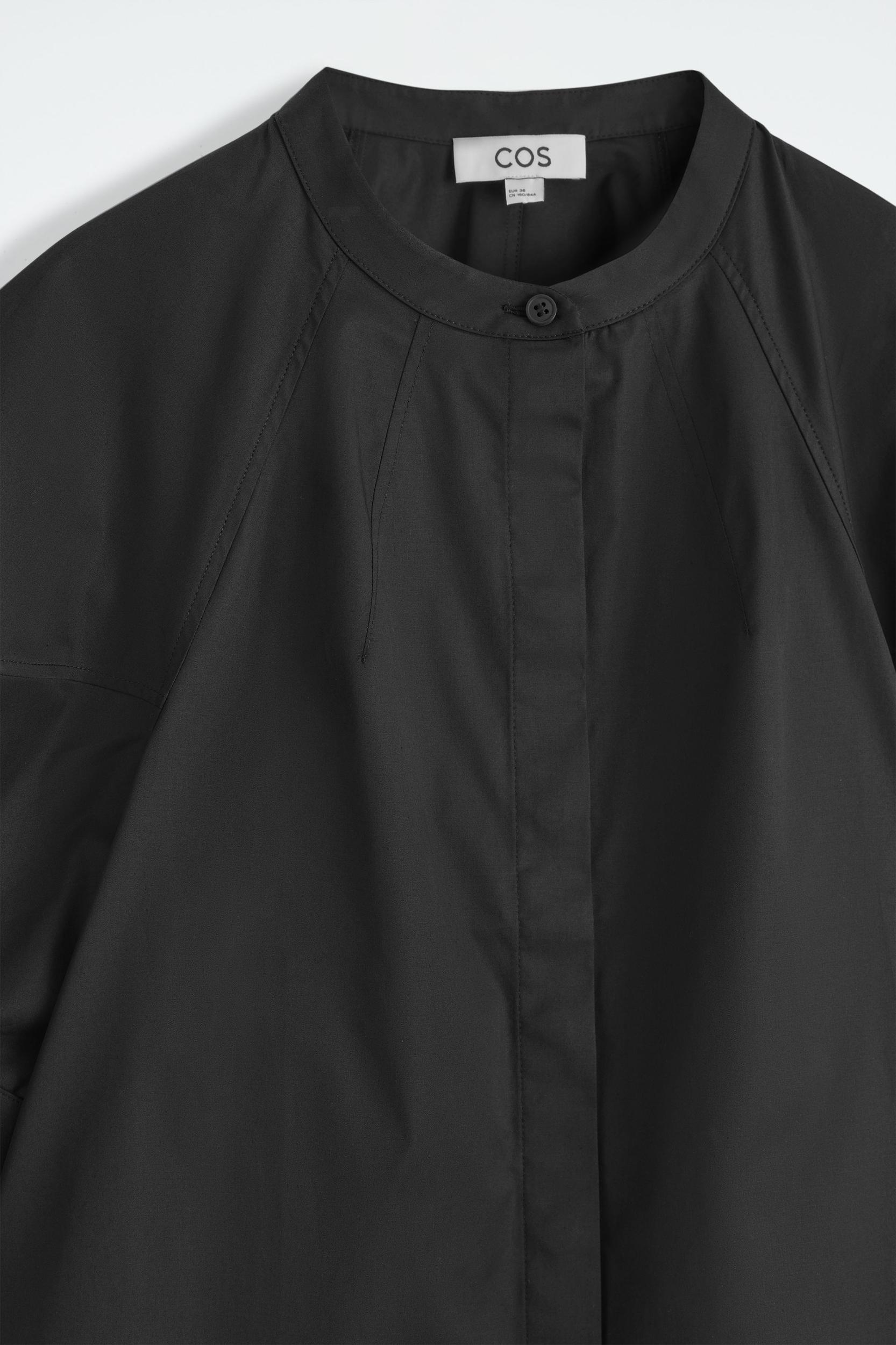 PUFF-SLEEVE BLOUSE Product Image