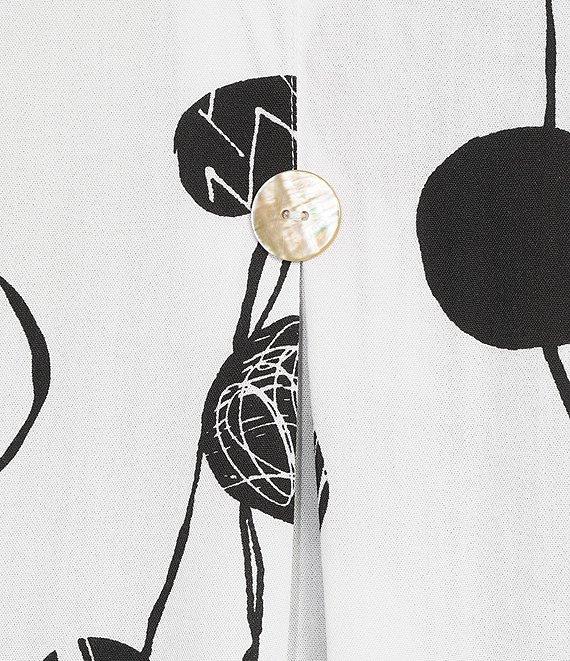 Ali Miles Plus Size Printed Woven Crinkle Wire Collar 3/4 Sleeve Button Front Tunic Product Image