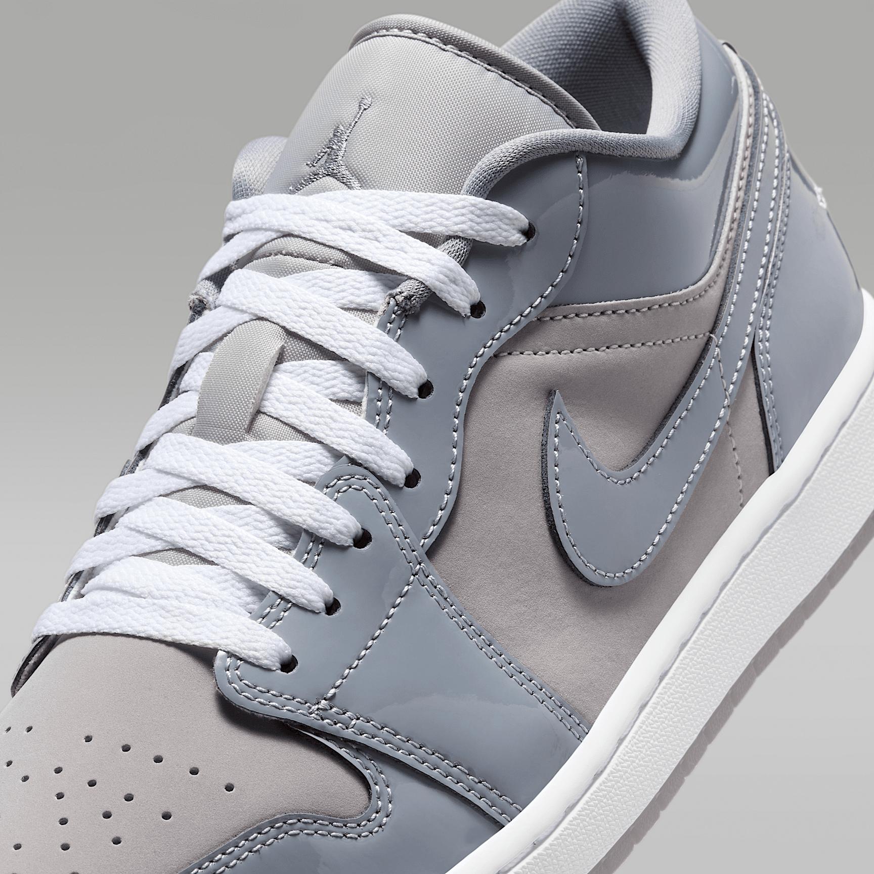 Jordan Mens Air Retro 1 Low SE Casual Shoes Product Image