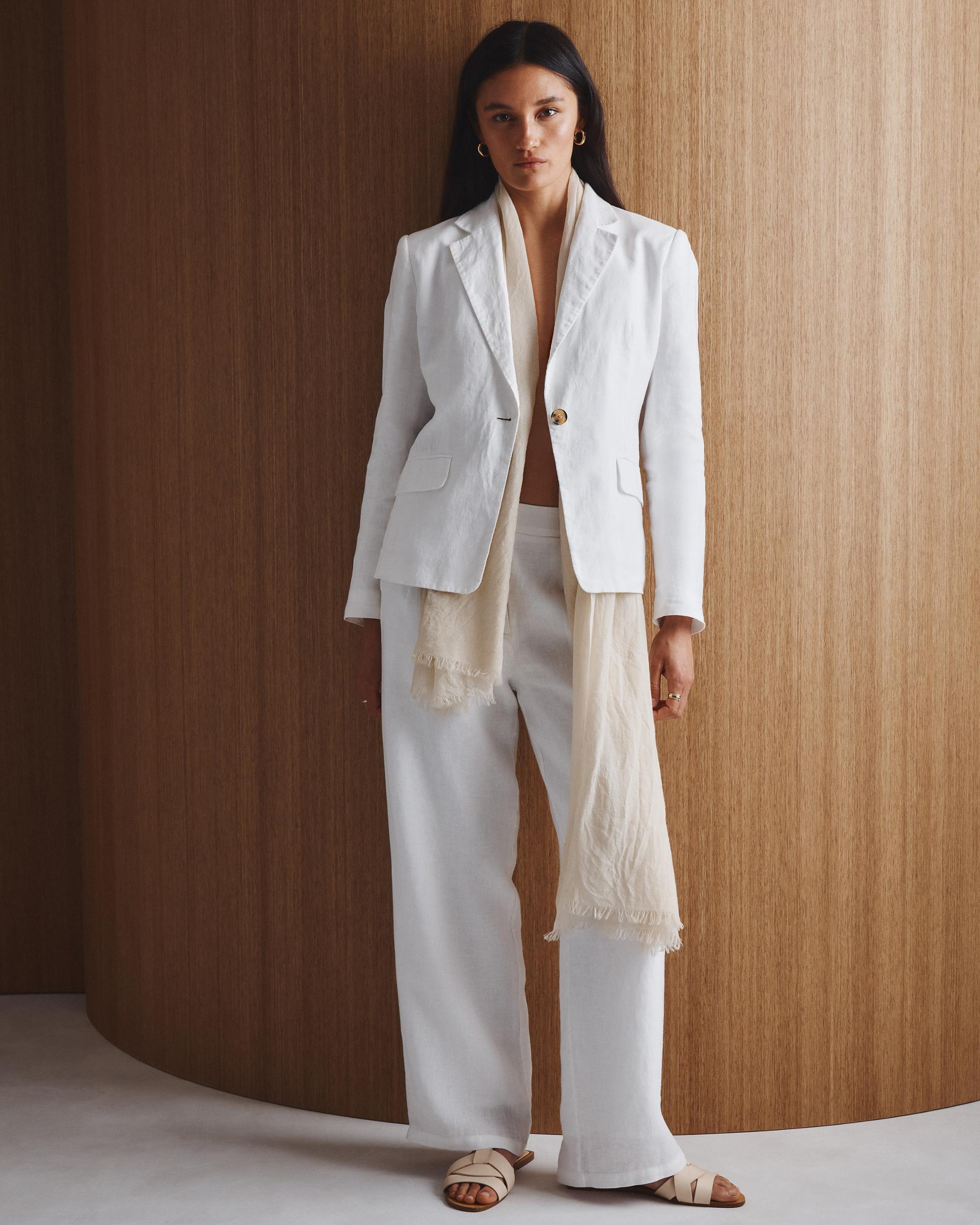 Quince | Women's Featherweight Cashmere Silk Frayed Edge Scarf Product Image