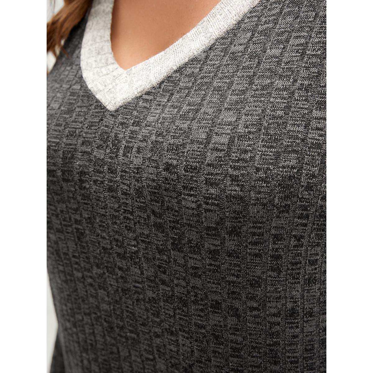Plus Size Contrast Trim Split Hem Textured V Neck Sweatshirt Women DimGray Casual Patchwork V-neck Dailywear Sweatshirts BloomChic 14-16/1X Product Image