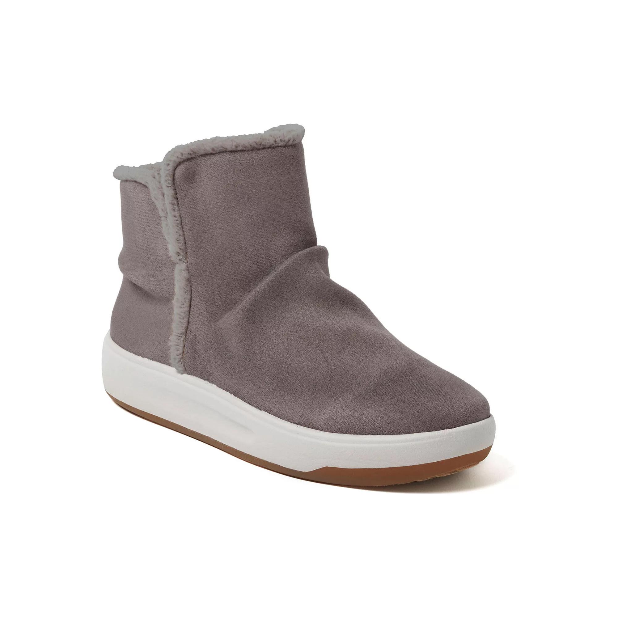 Dearfoams Pine Women's Water-Resistant Ankle Boot,  Product Image