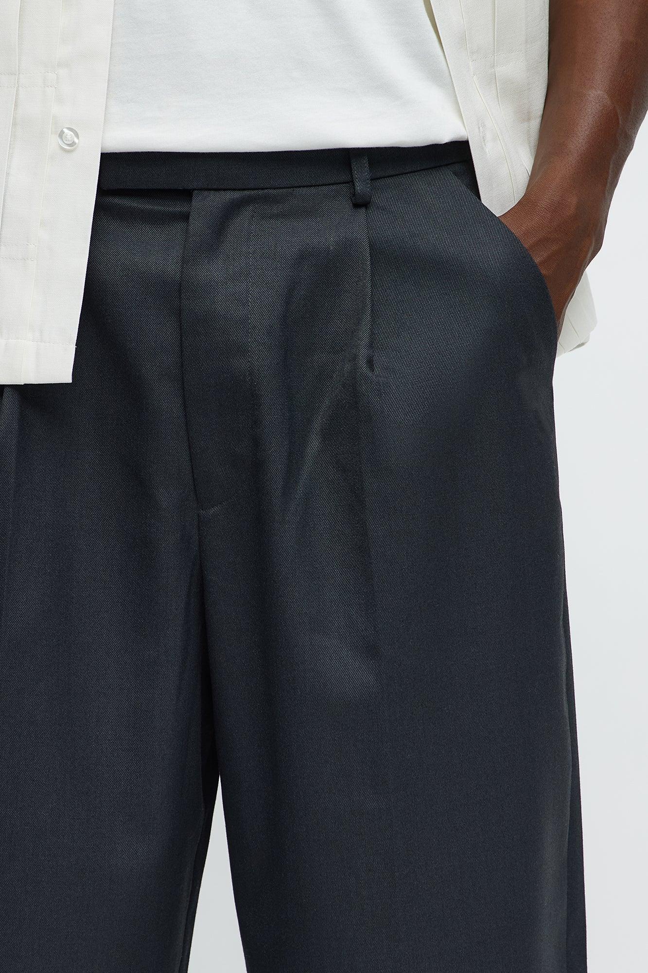 Baggy Pleated Trouser Shorts - Grey Male Product Image