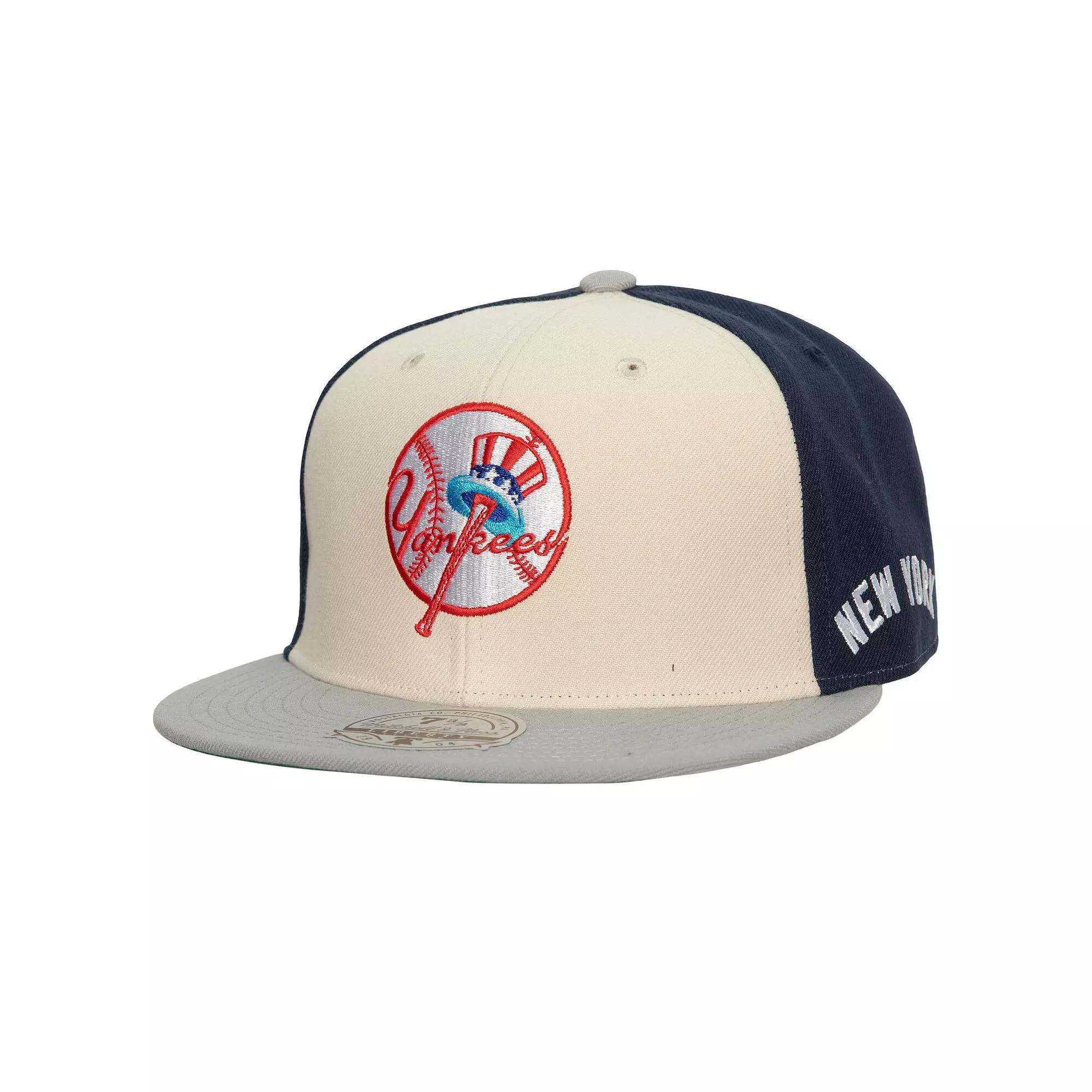Men's Mitchell & Ness Cream/Gray New York Yankees Yankee Stadium 50th Anniversary Homefield Fitted Hat,  Product Image