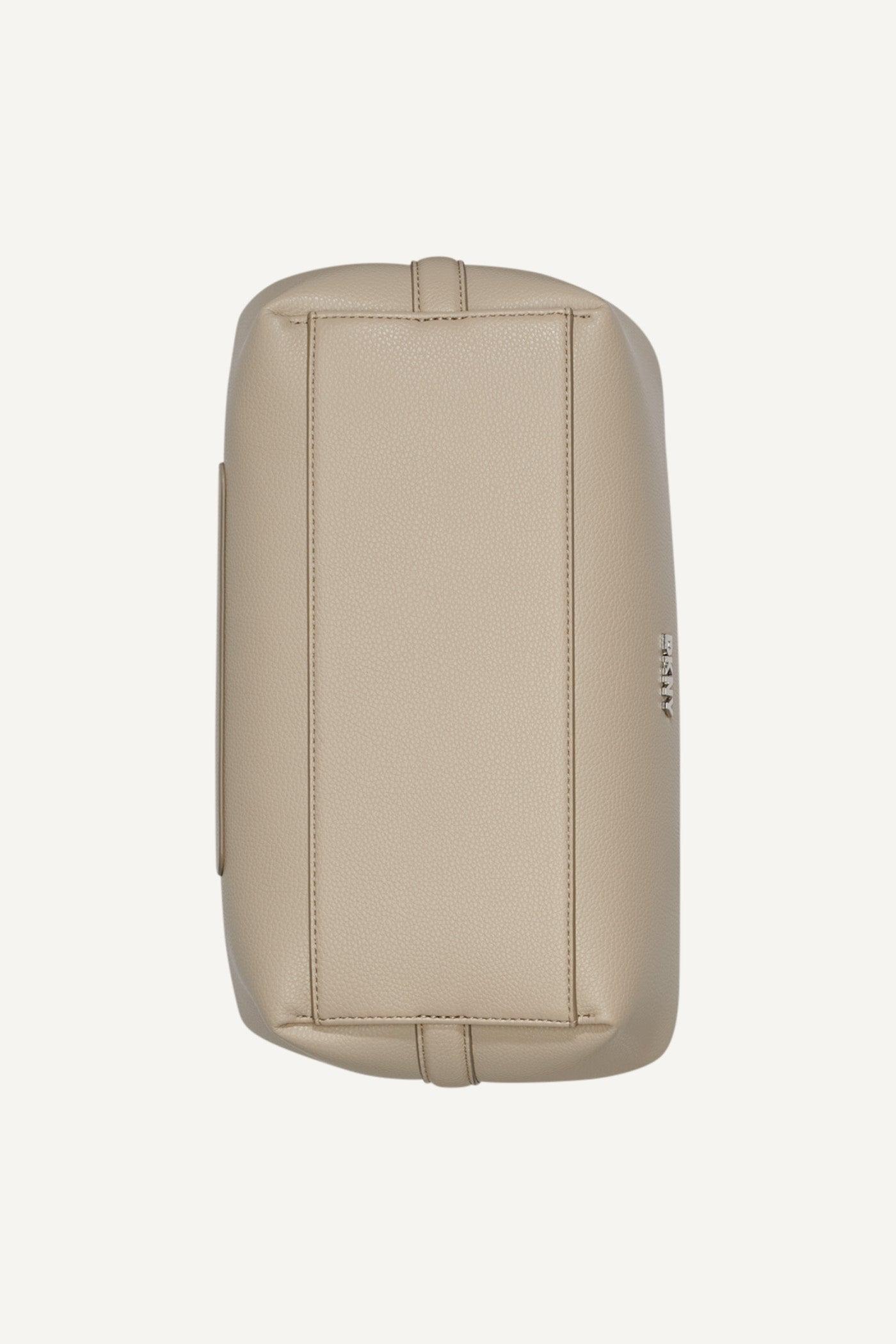 PAULA MEDIUM COMMUTER TOTE Product Image