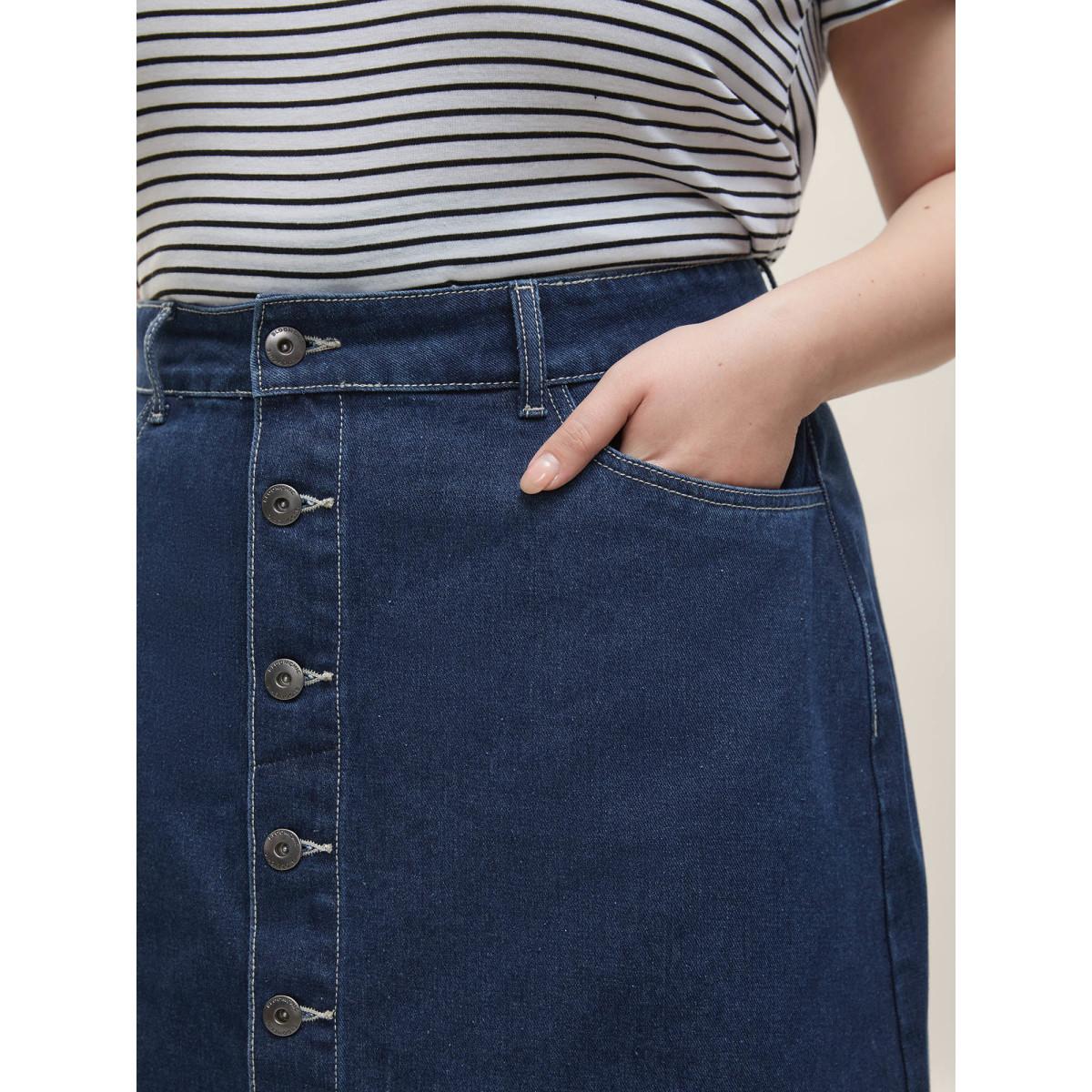 Plus Size Button Front Straight-Fit Denim Skirt Women Midblue Everyday-Casual Button Low stretch Medium Wash 30/6X Slanted pocket Elegant Denim Skirts BloomChic Product Image