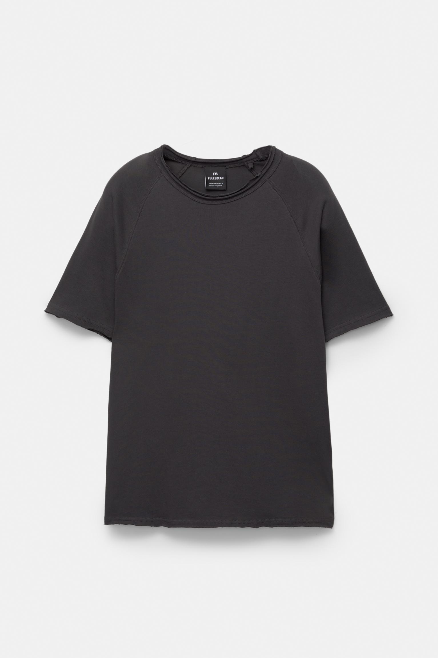 Short sleeve T-shirt with piping Product Image