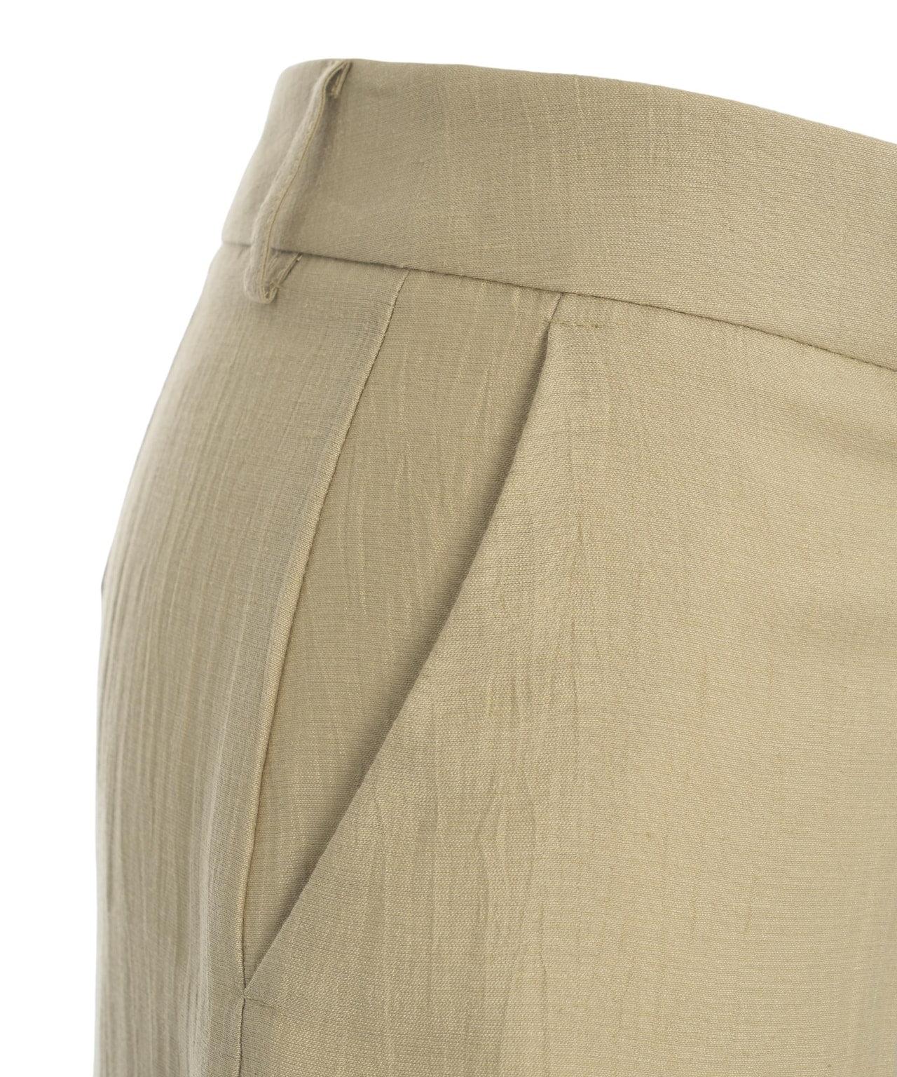 Wide leg pants in linen Product Image