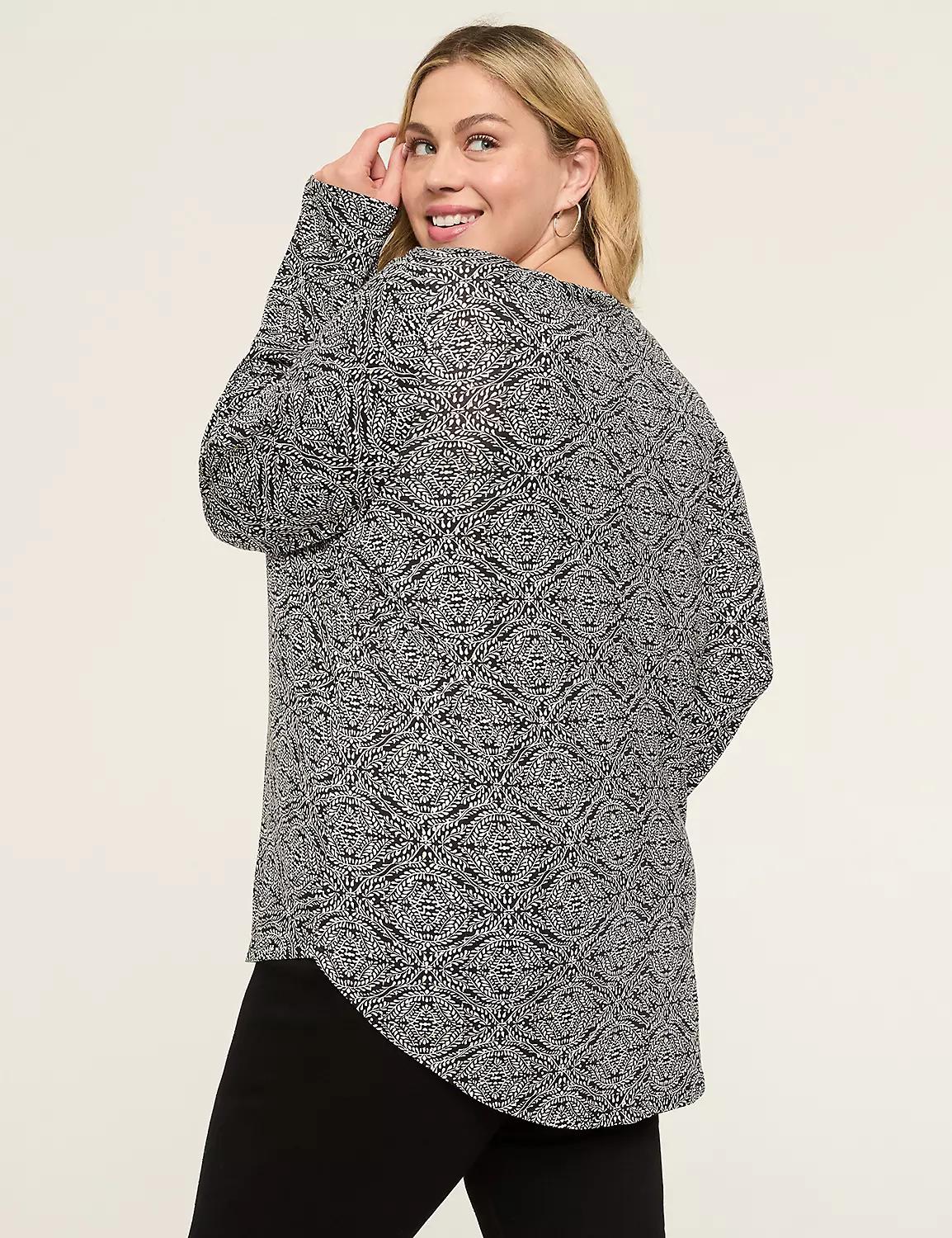 The Long-Sleeve Curved-Hem Tee Product Image