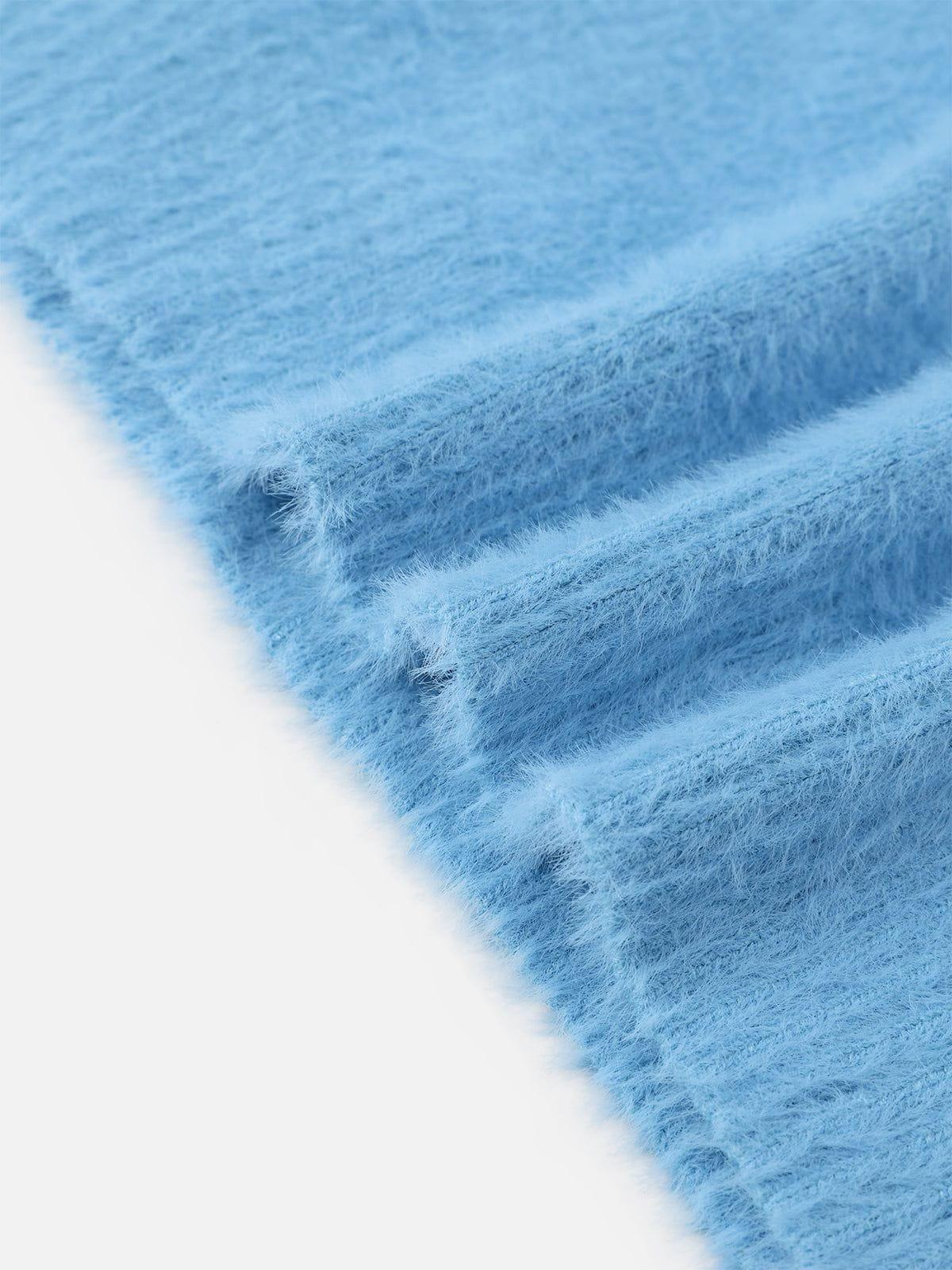 Aelfric Eden Apple Graphic Cropped Sweater Female Product Image