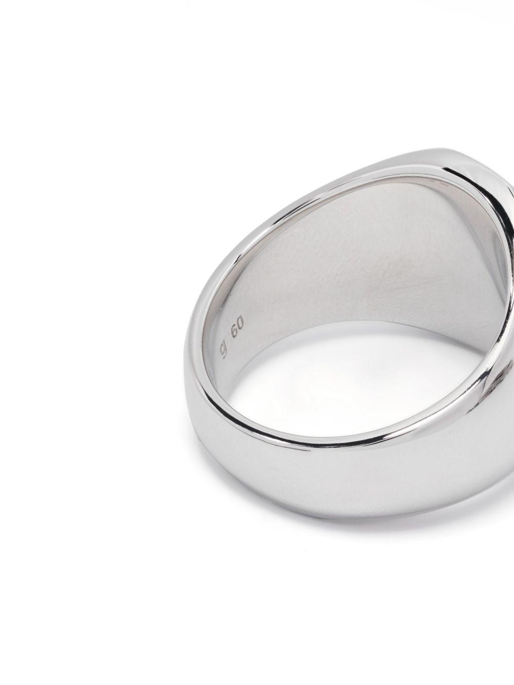 Oval polished onyx ring Product Image