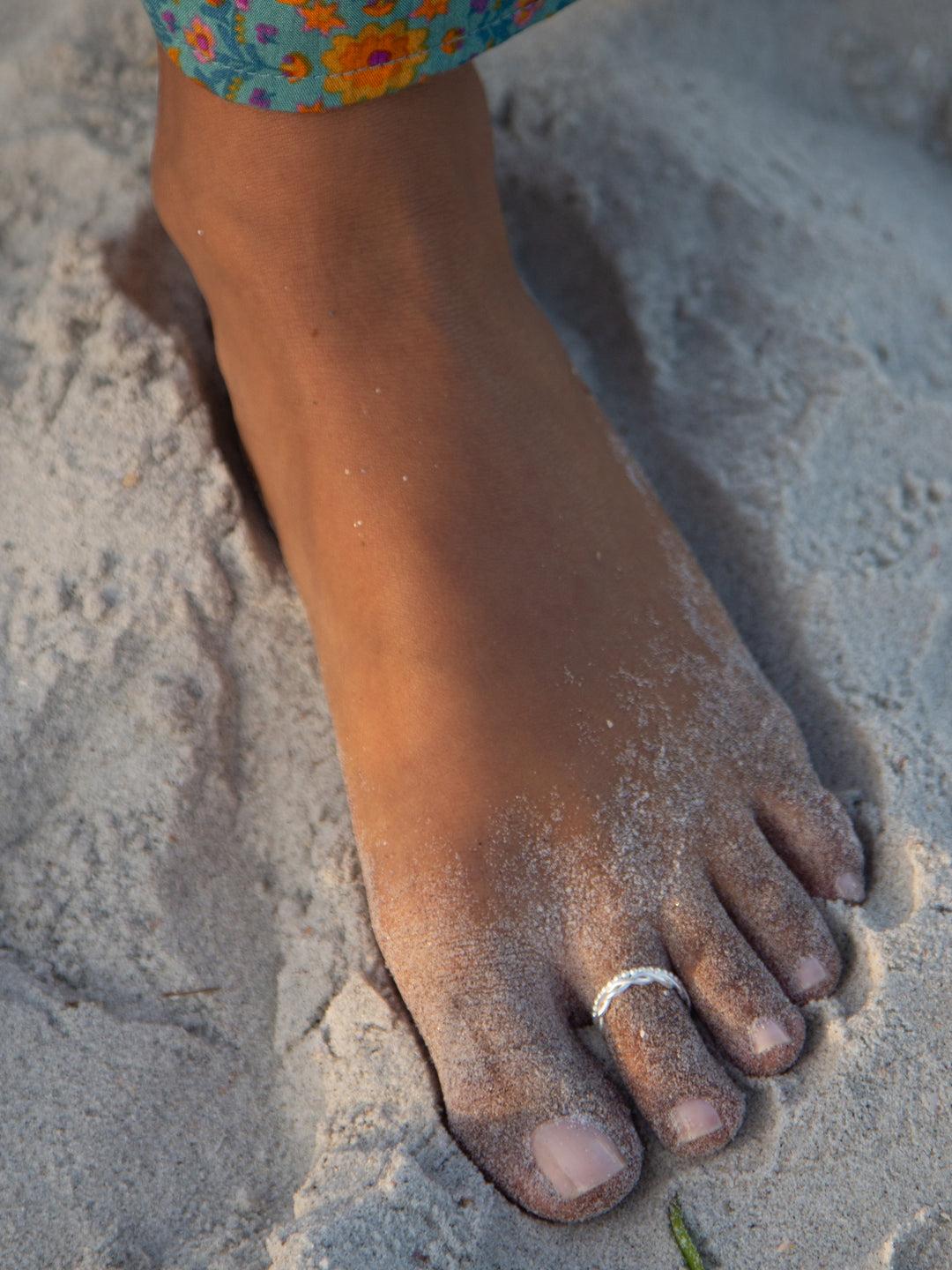 Adjustable Toe Ring Product Image