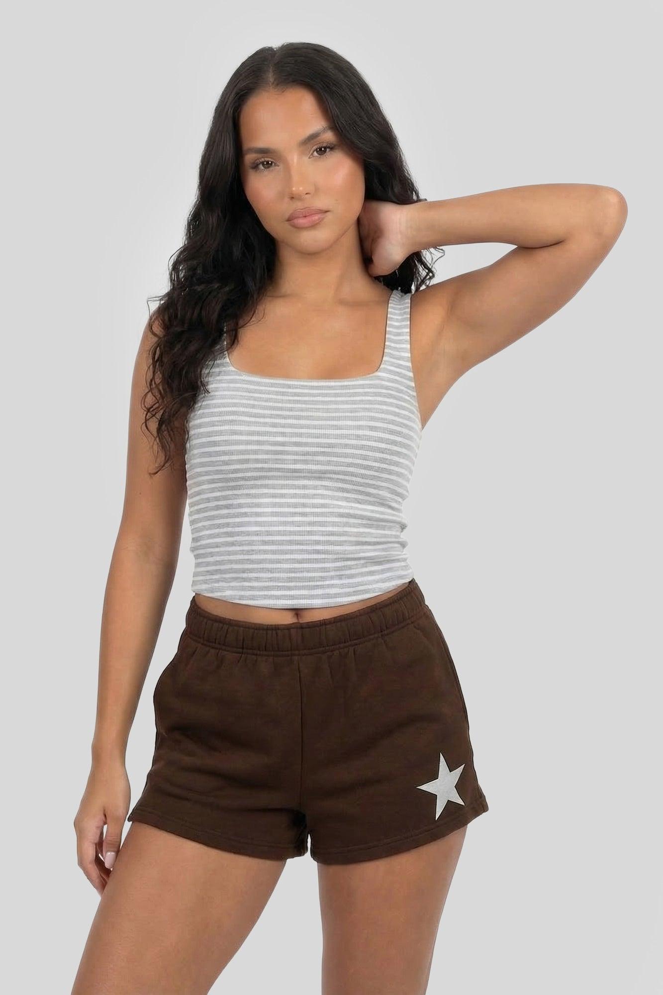 Graphic Fleece Short Female Product Image