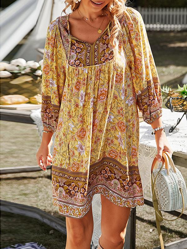 A-Line Loose Contrast Color Flower Print Pleated V-Neck Mini Dresses Product Image