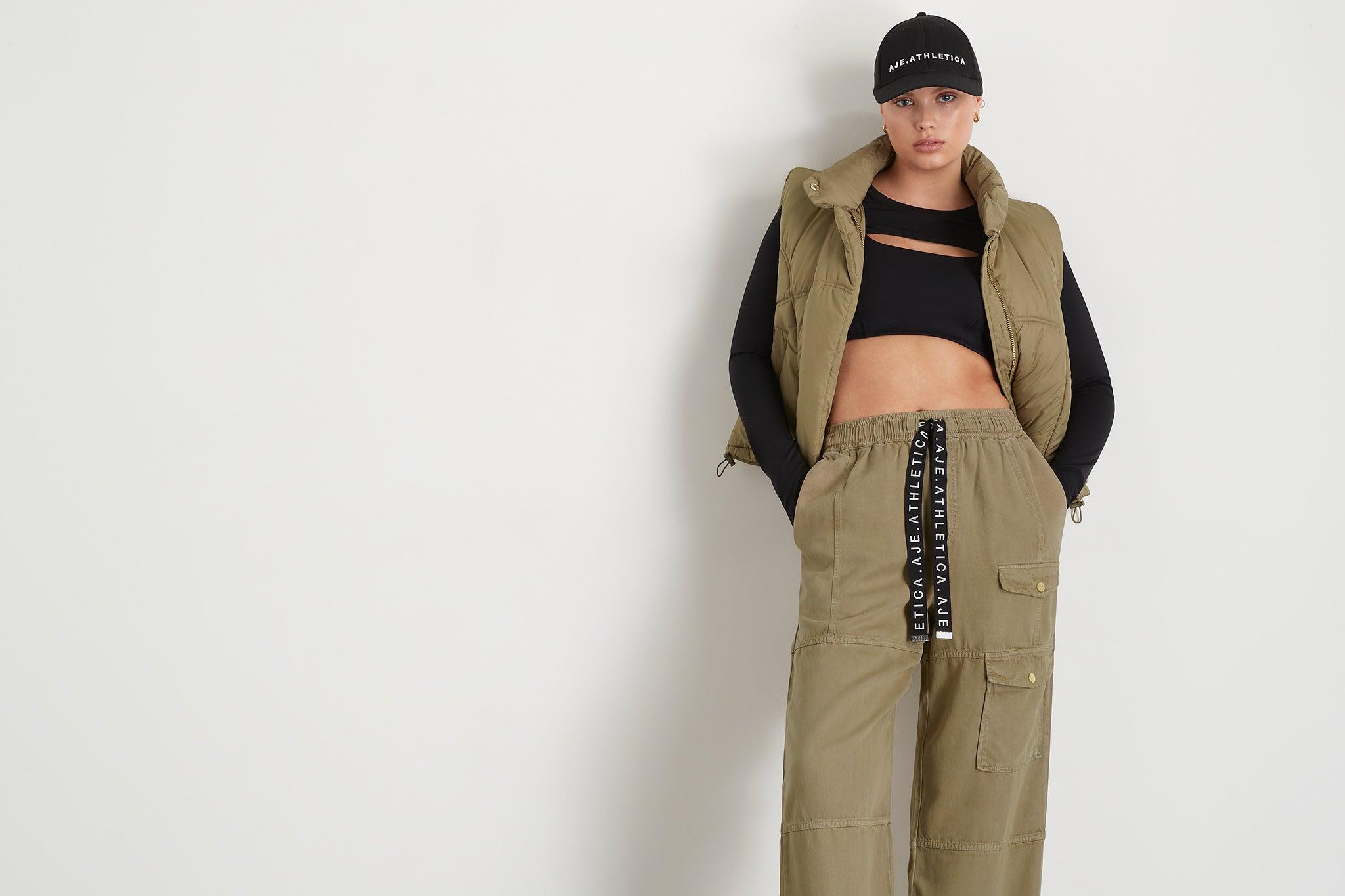 Layered Crop Set 356 Product Image