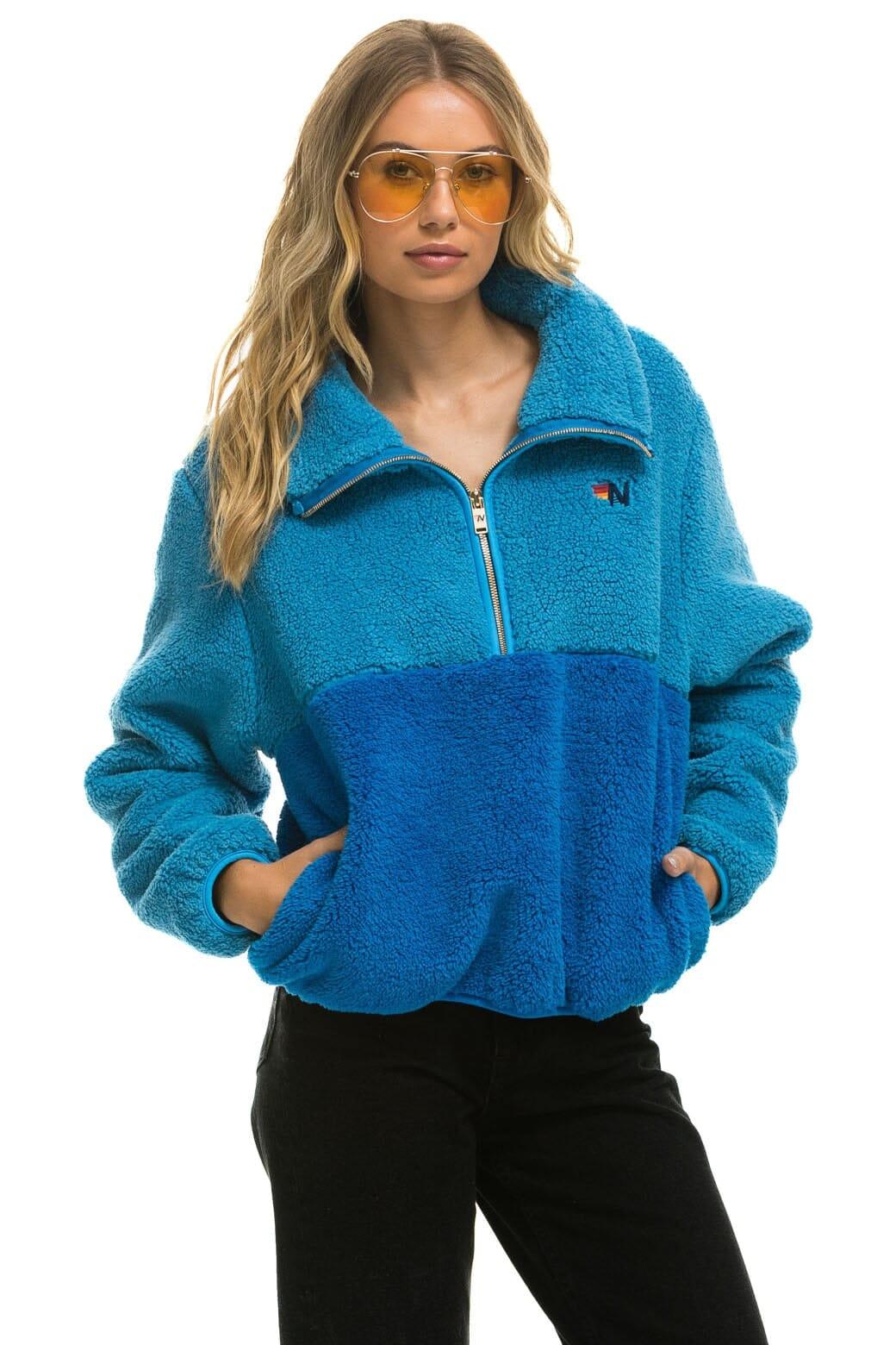 TEDDY APRES HALF ZIP COLOR BLOCK JACKET - OCEAN Female Product Image