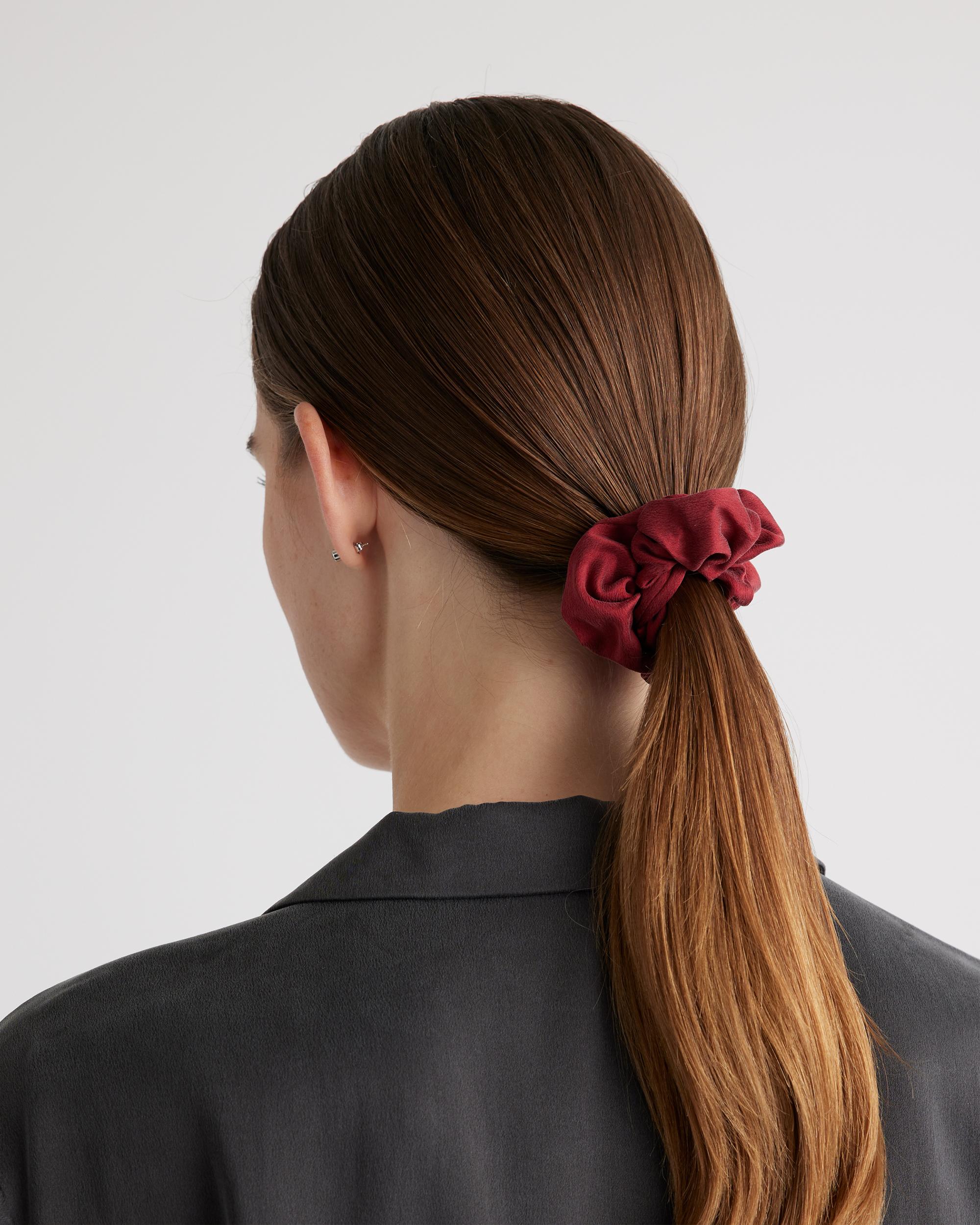 Quince | Women's Scrunchies Silk Product Image