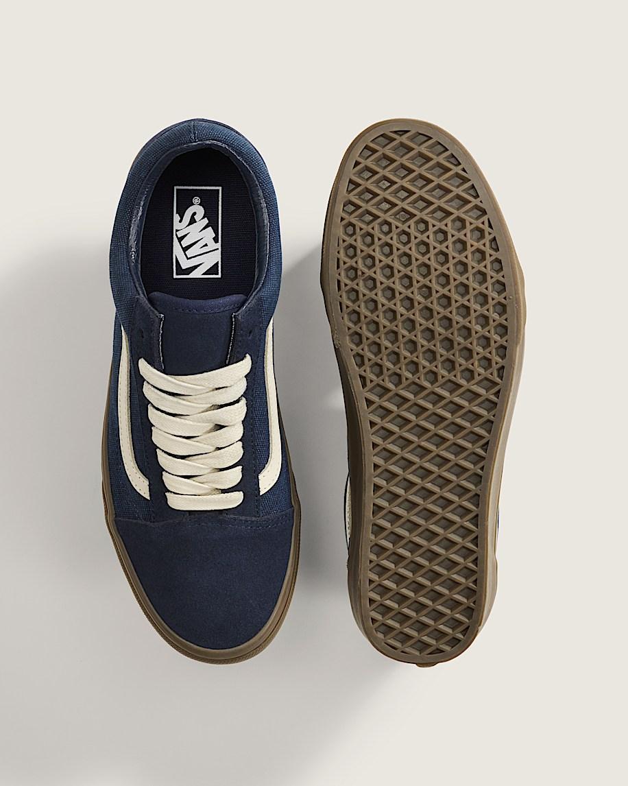 Old Skool Shoe in Navy Blue / Gum| Vans US Product Image