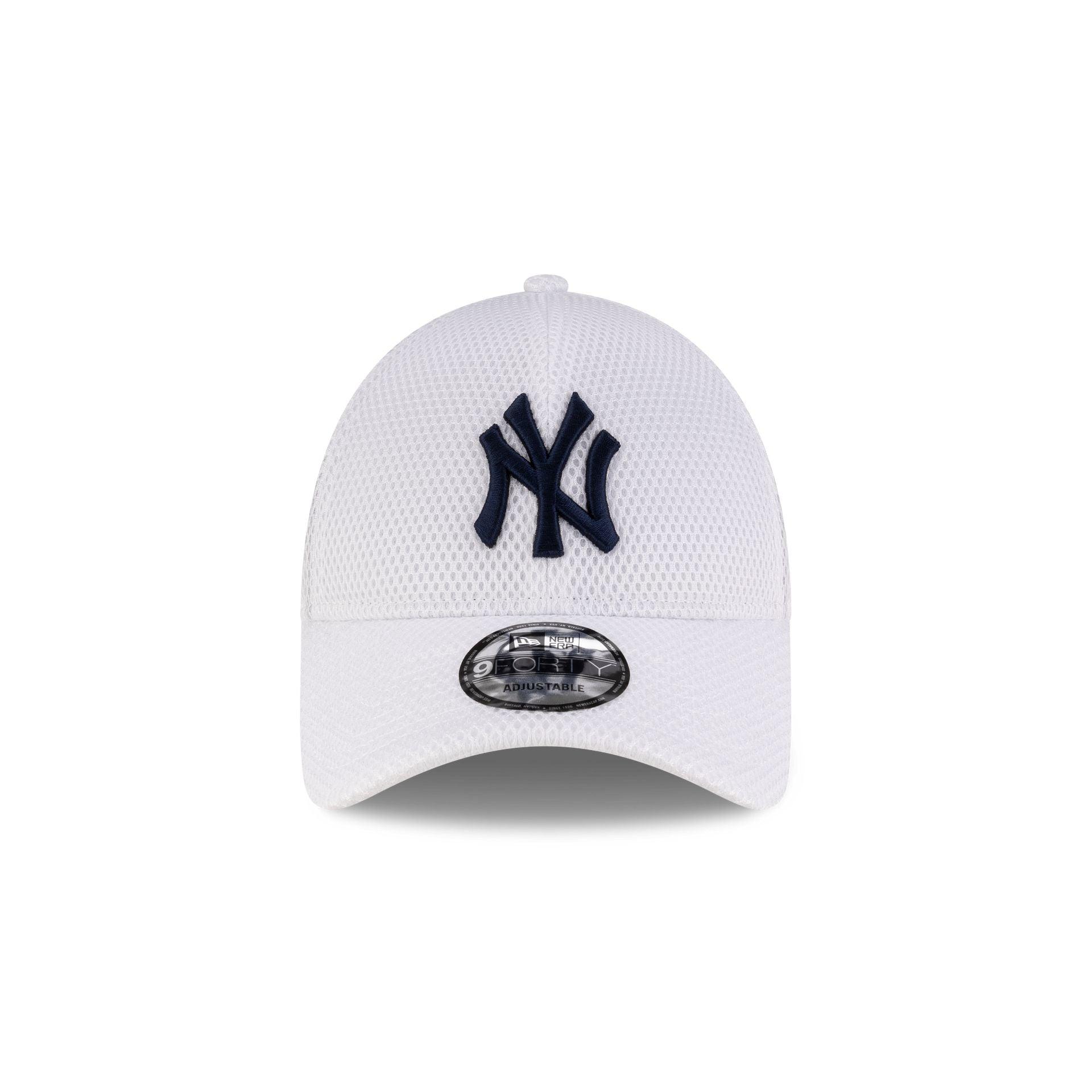 New York Yankees Air Mesh White 9FORTY Strapback Hat Male Product Image