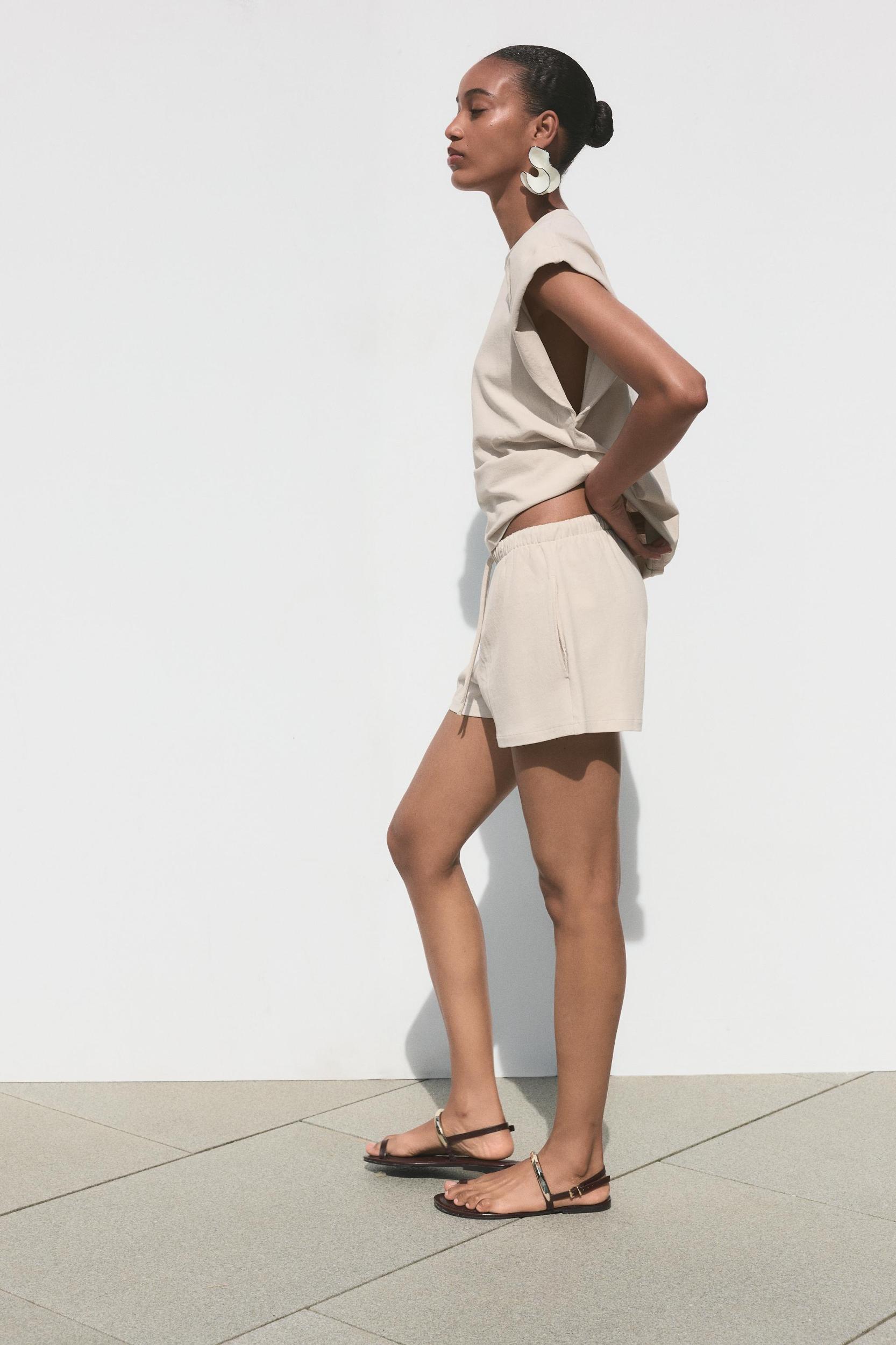 RUSTIC SHORTS Product Image