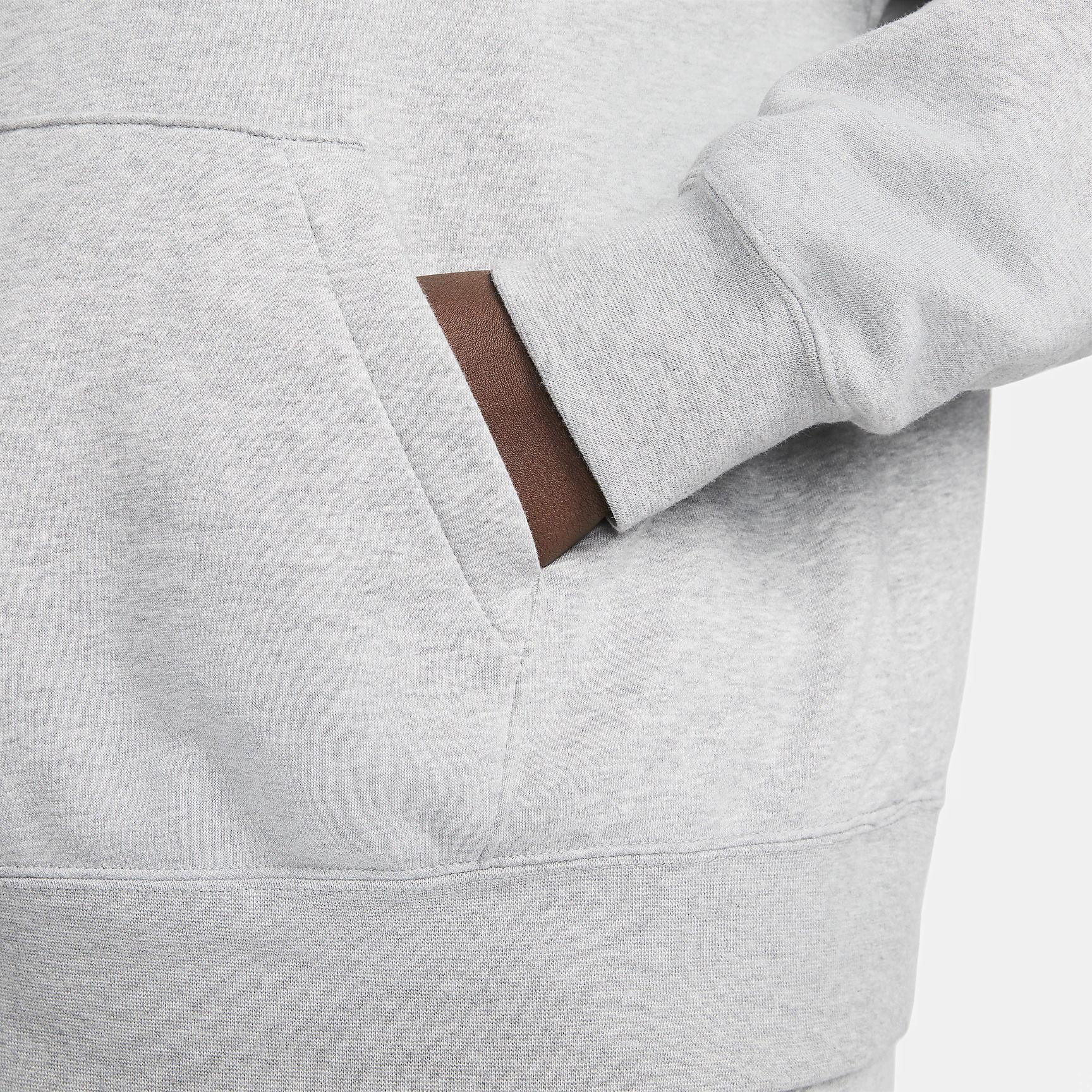 Women's Nike Sportswear Club Fleece Pullover Hoodie (Plus Size) Product Image