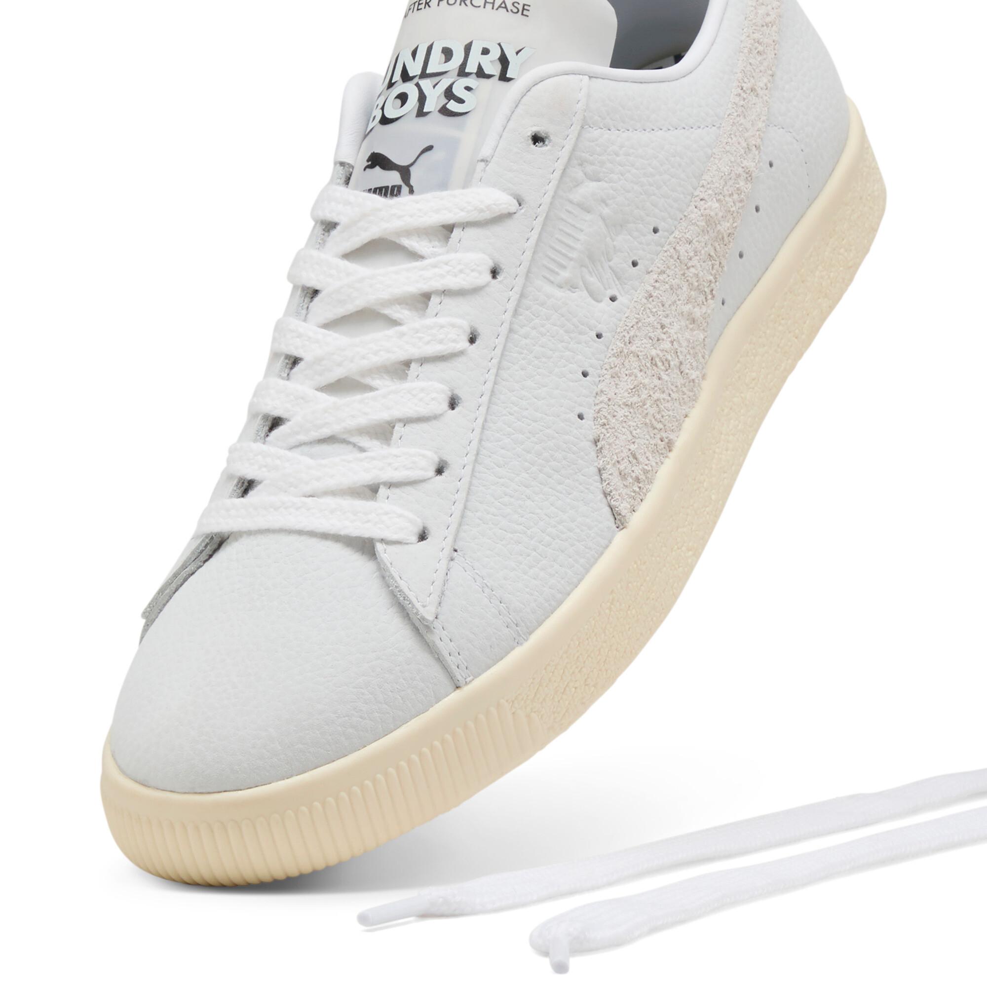 PUMA Clyde Laundry Boys II Men's Sneakers Product Image