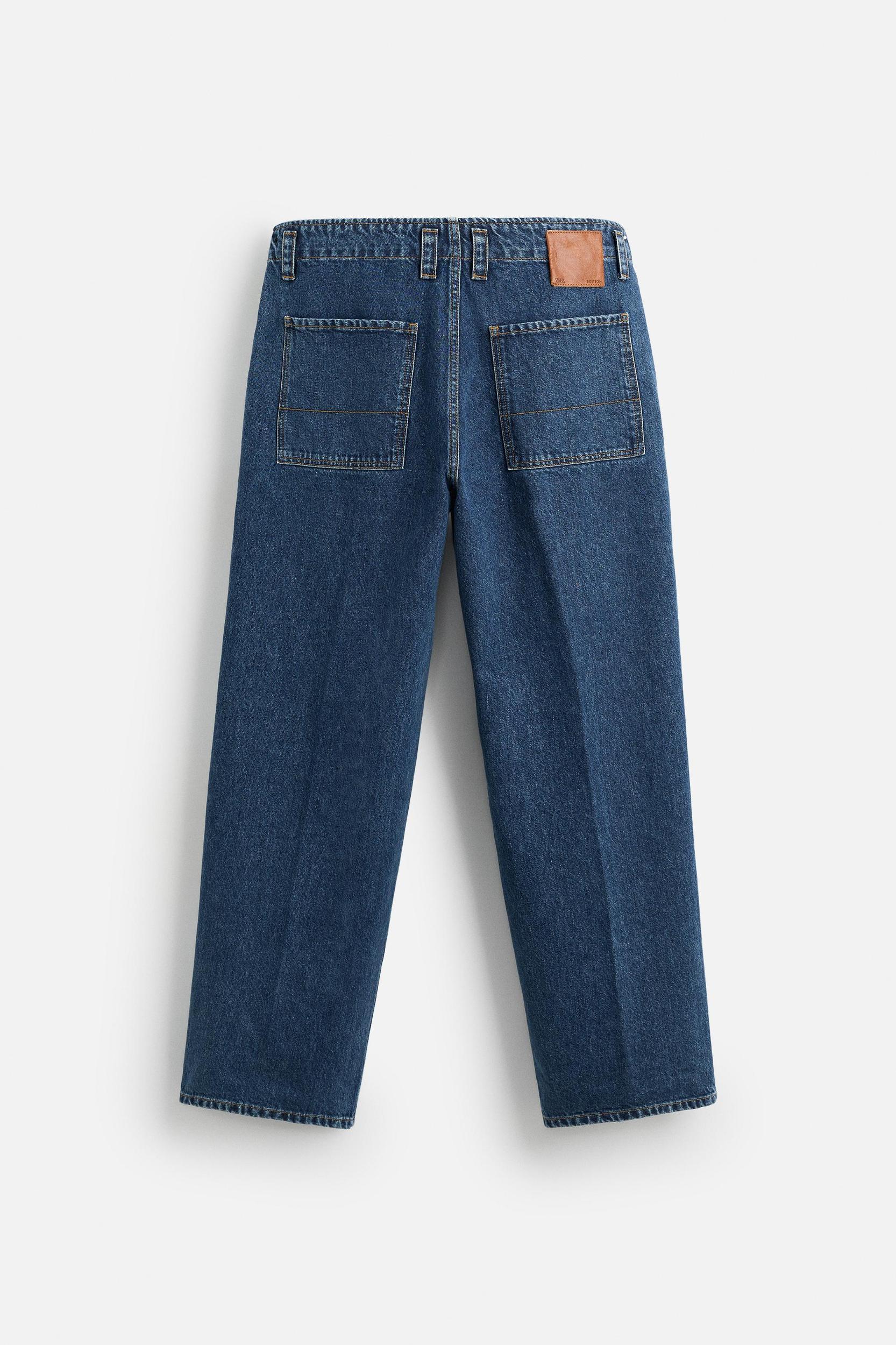 PLEATED STRAIGHT FIT JEANS Product Image