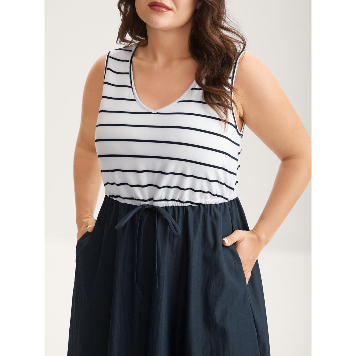 Plus Size Stripes Color Contrast Pockets Midi Dress Indigo Women Leisure Round Neck Sleeveless Curvy BloomChic 22-24/3X Product Image