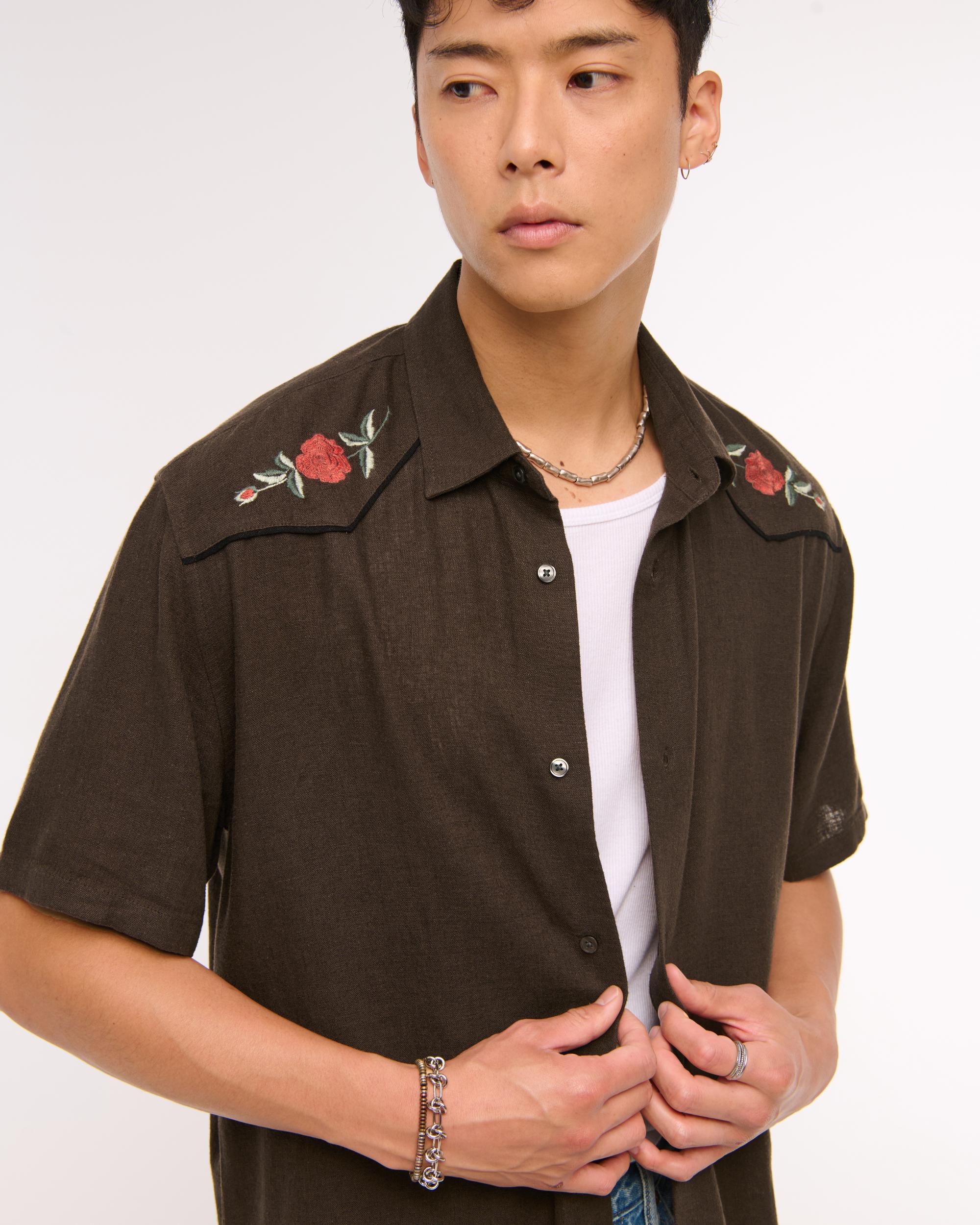 Short-Sleeve Summer Linen-Blend Button-Up Shirt Product Image