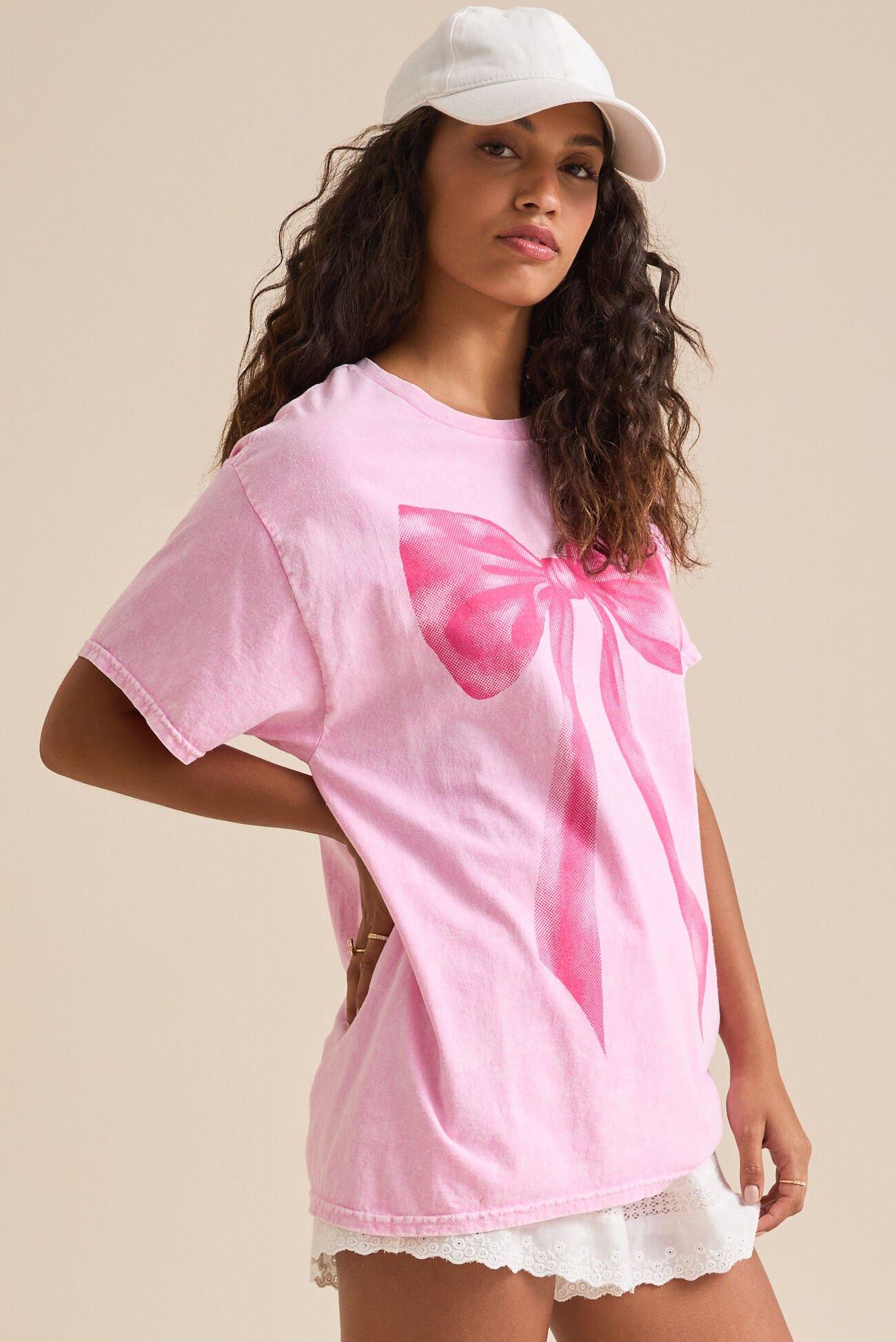Bow Graphic Tee Product Image
