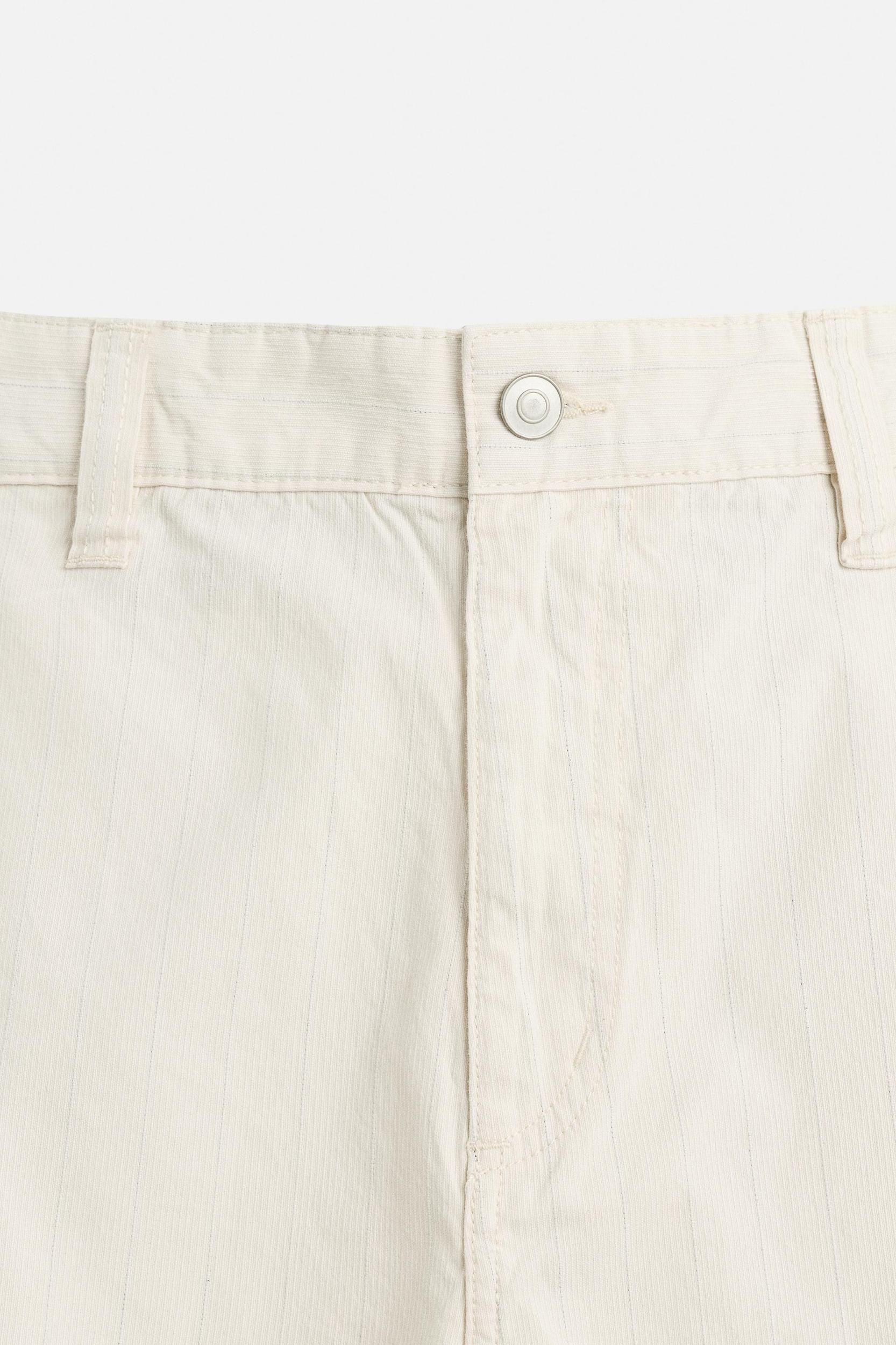 STRIPED REGULAR FIT SHORTS Product Image