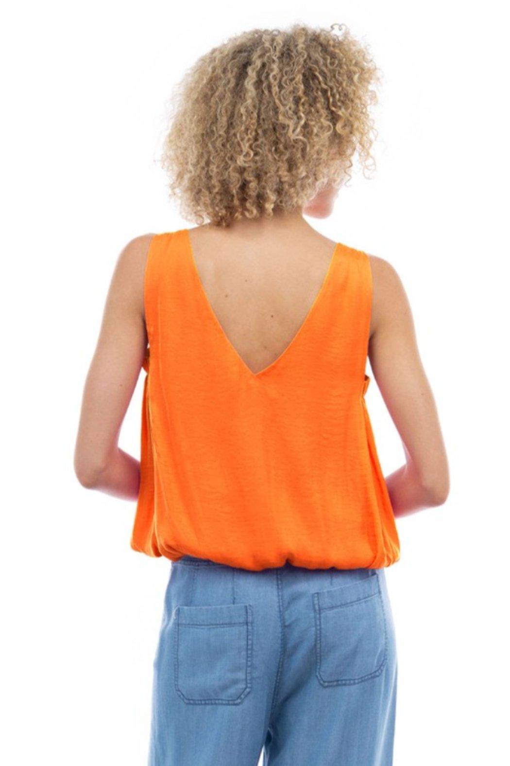 Sleeveless Bubble Top Product Image