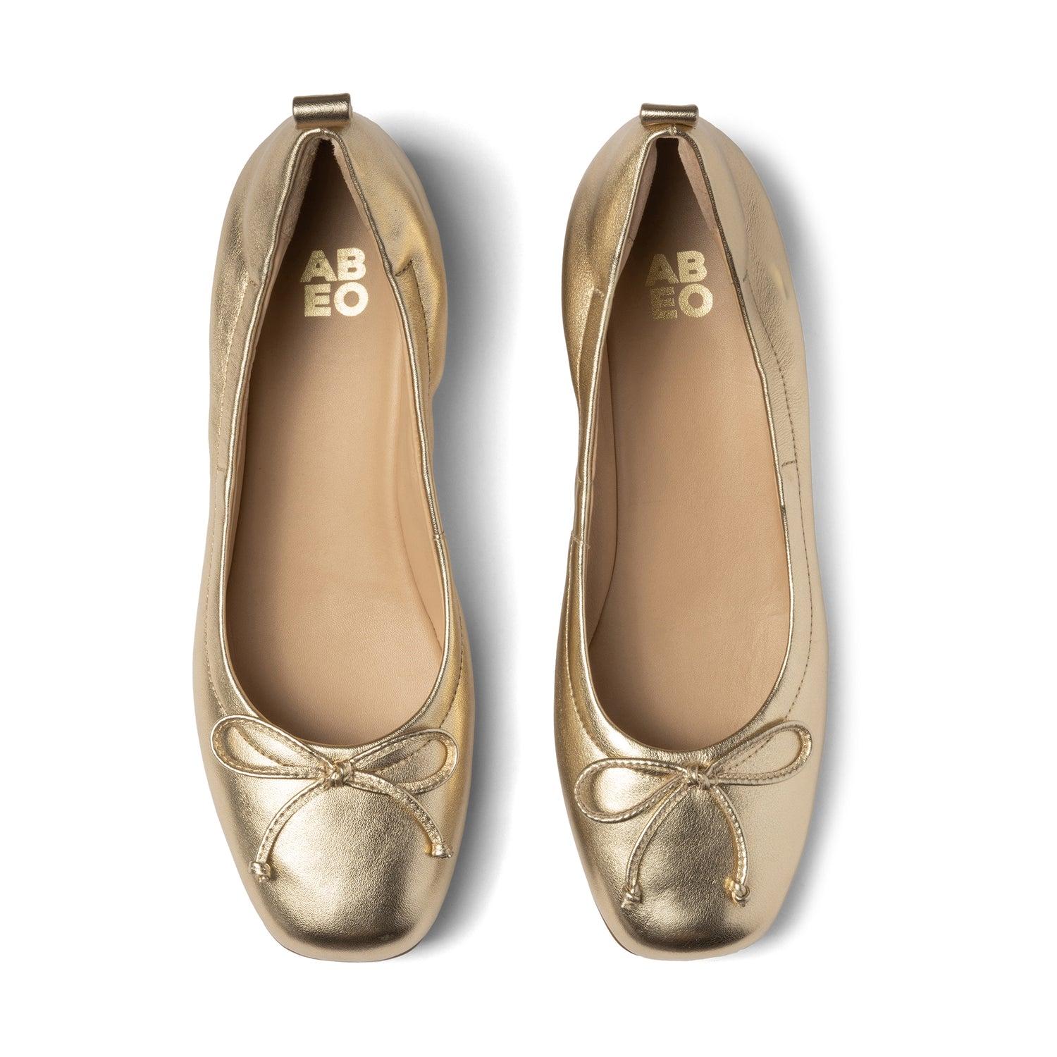 Cadence Bow Metatarsal Female Product Image