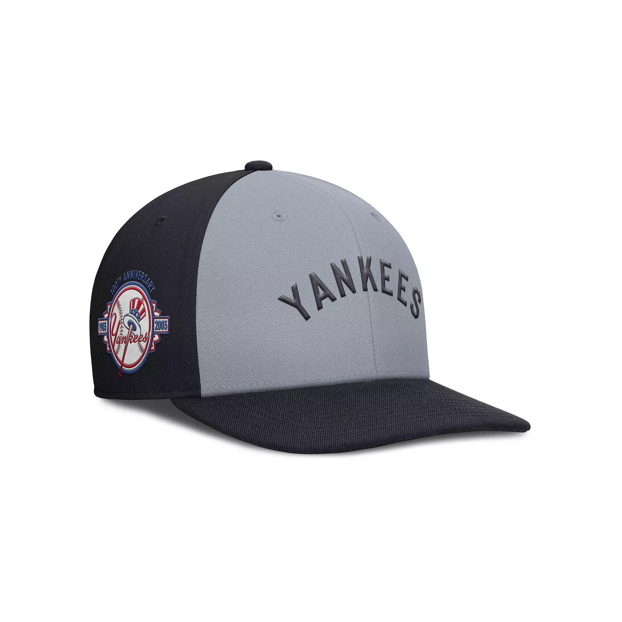 Men's Nike Gray/Navy New York Yankees Pro Performance Snapback Hat, Size: Medium/Large, Grey Product Image