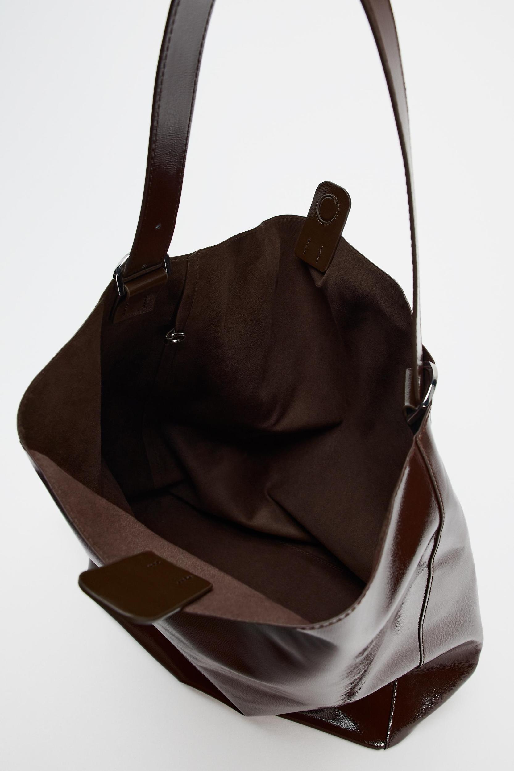 MAXI BUCKET BAG Product Image