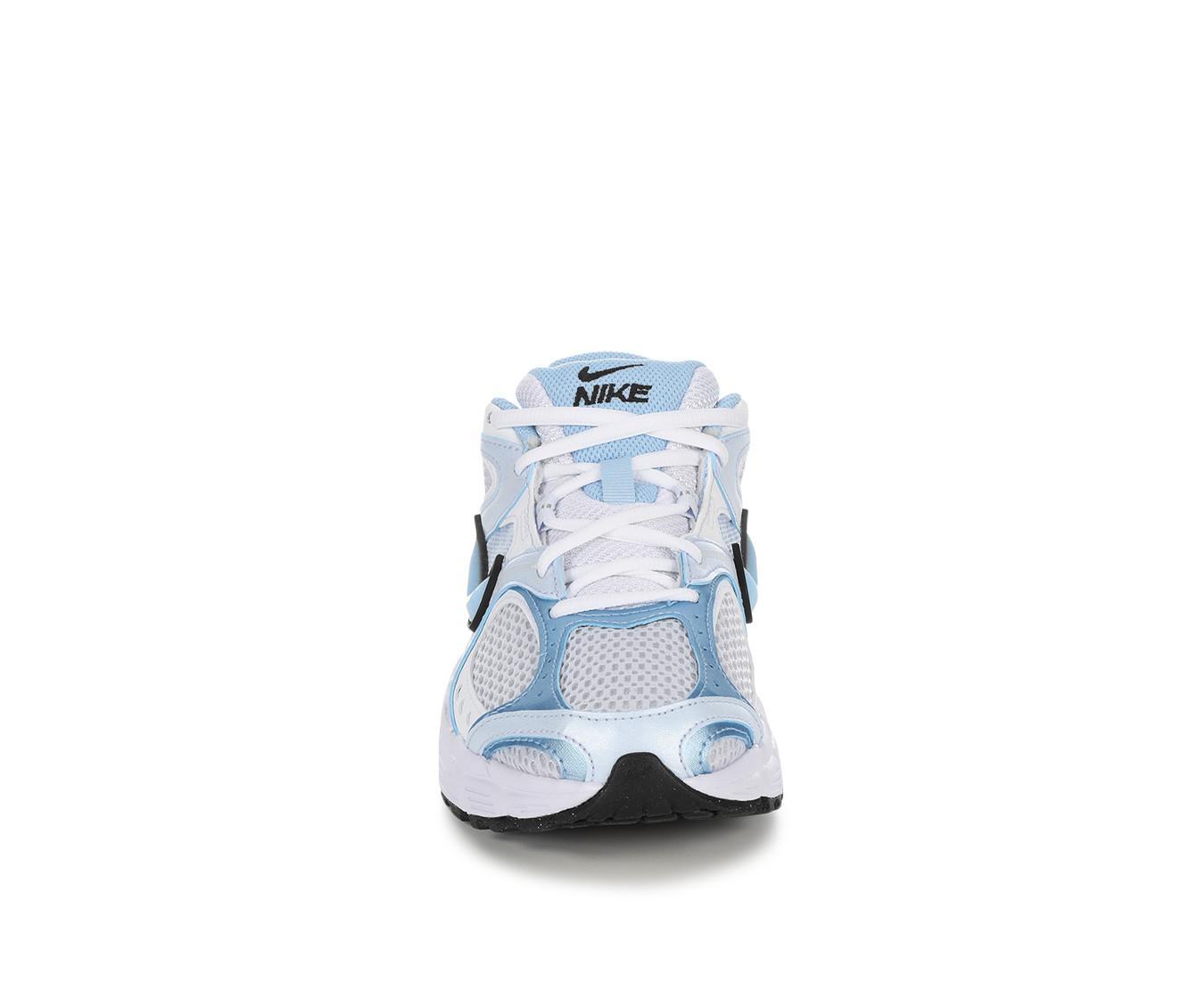 Women's Nike V5 RNR Sneakers Product Image
