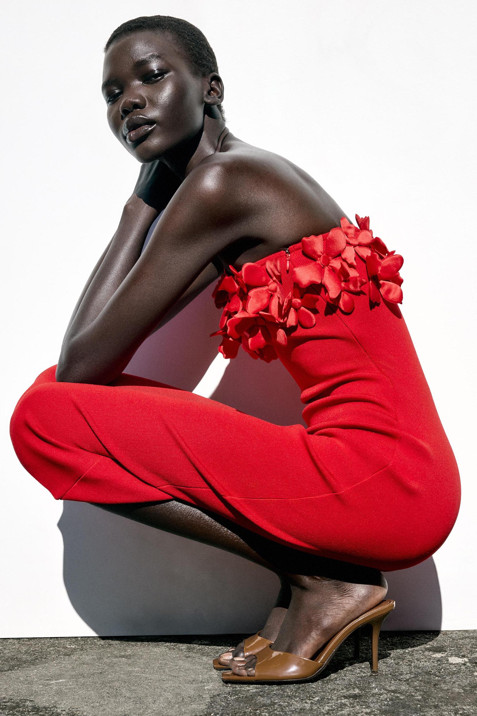 FLORAL KNIT MIDI DRESS Product Image