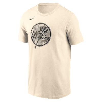 New York Yankees Camo Nike Men's MLB T-Shirt Product Image