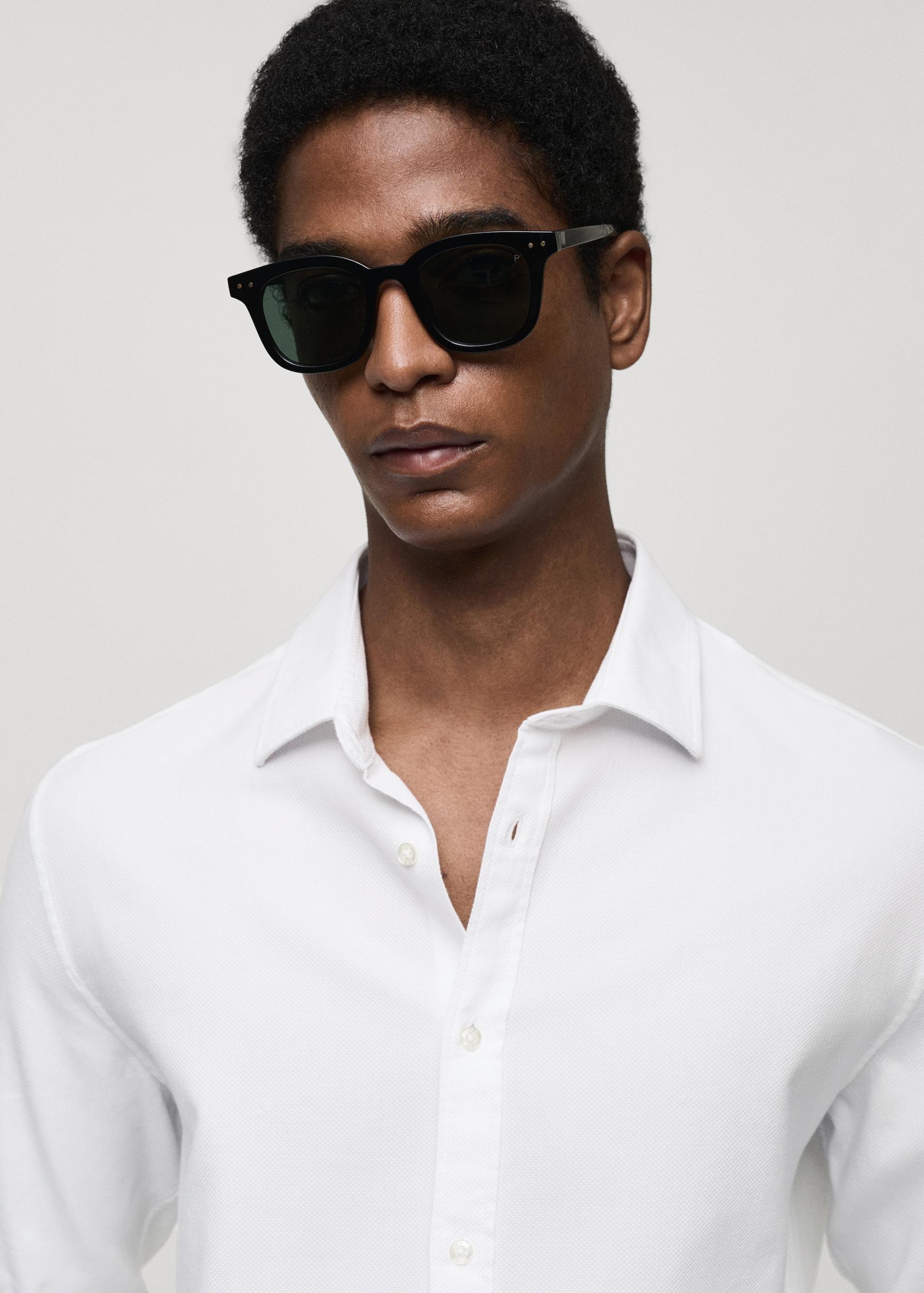 100% cotton regular-fit shirt - Men | MANGO USA Product Image