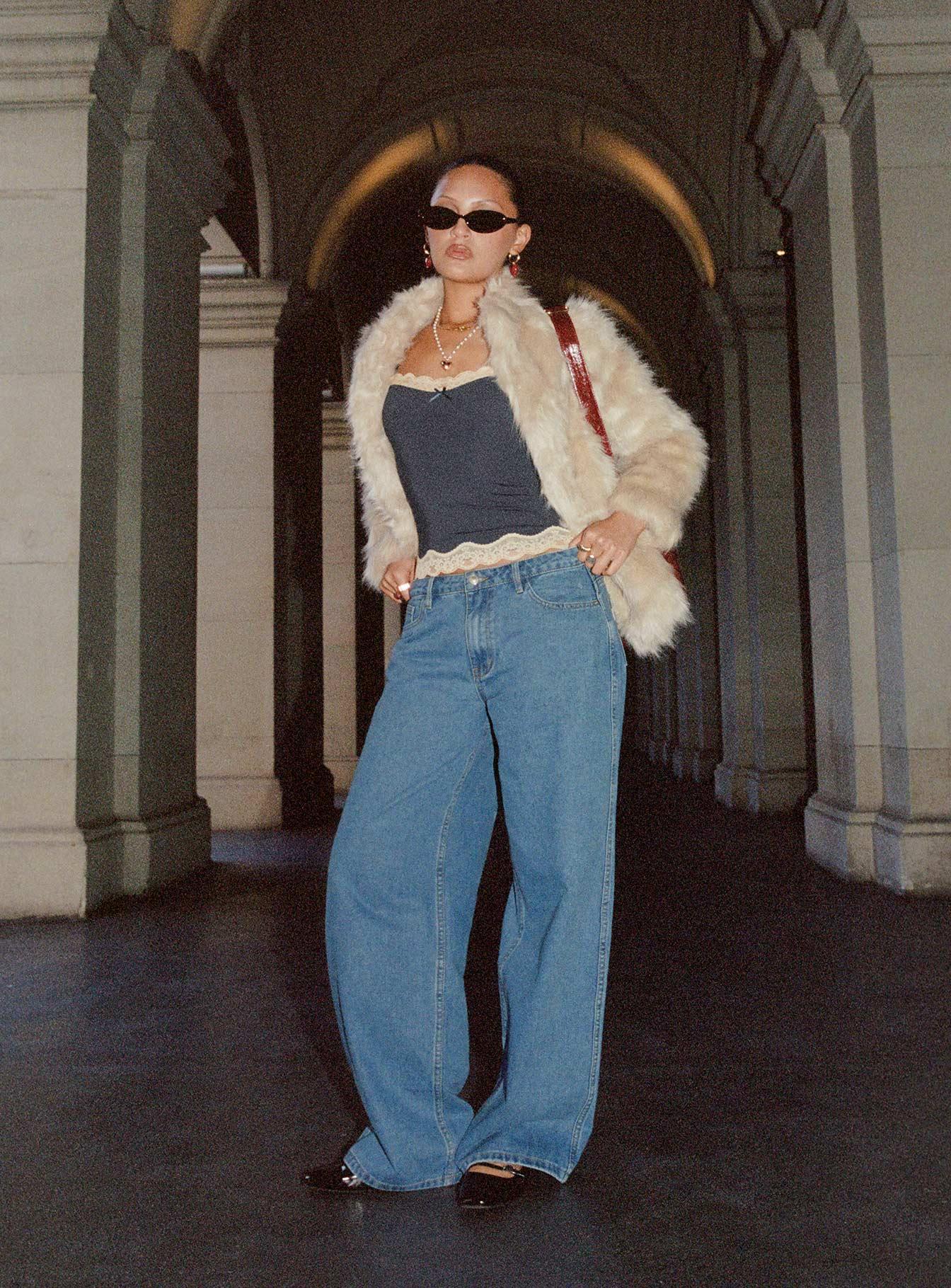 Maryanne Mid Rise Relaxed Jeans Mid Wash Denim Tall Product Image