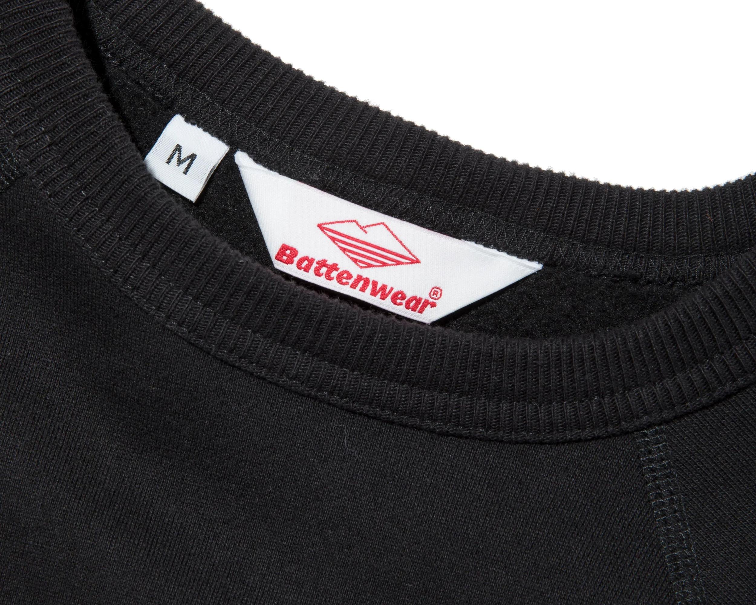 Reach-Up Sweatshirt / Black Product Image