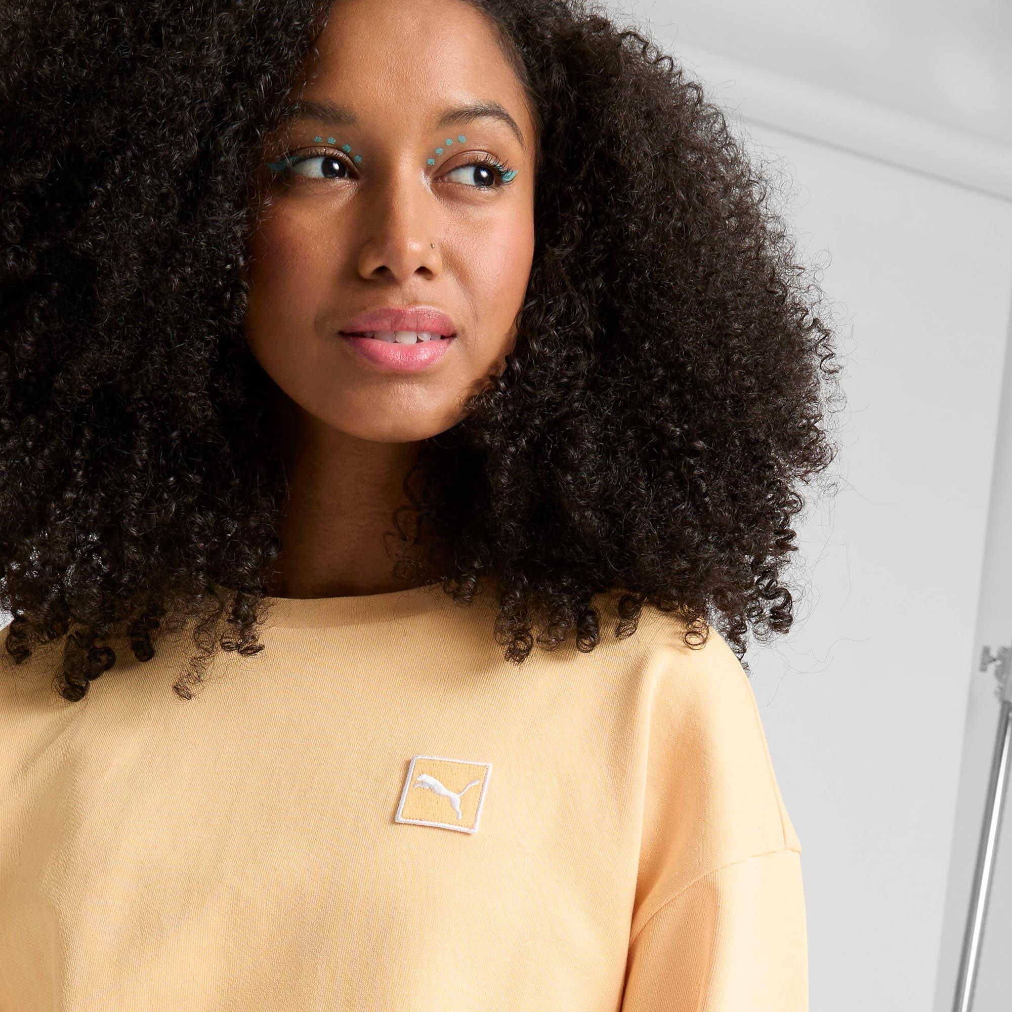 Essentials Elevated Women's Comfort Crew Sweatshirt Product Image