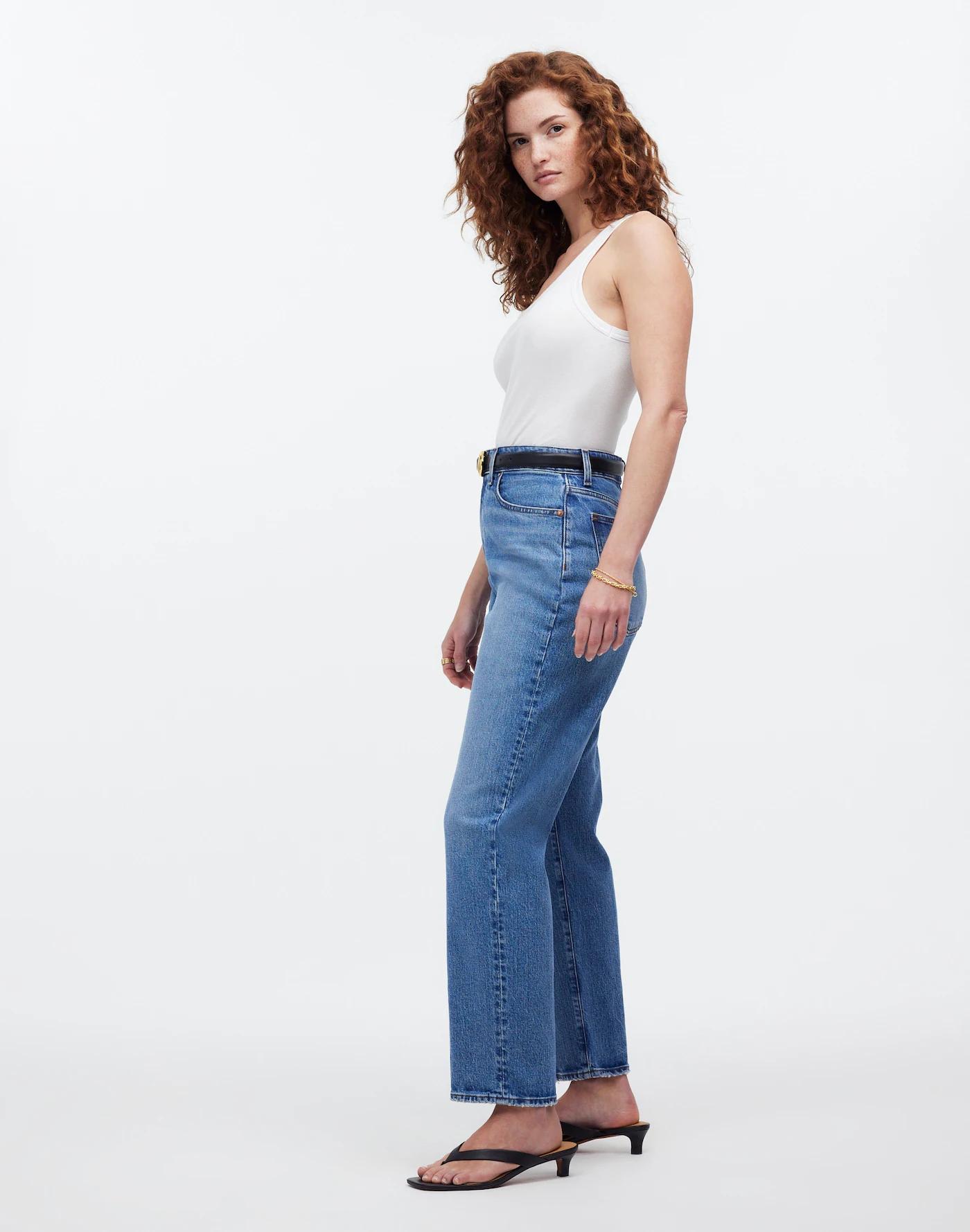 The Curvy '90s Straight Crop Jean in Hazeldell Wash Product Image