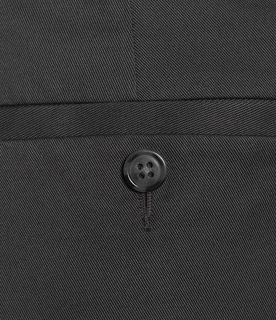 Roundtree & Yorke TravelSmart Ultimate Performance Classic Fit Pleated Non-Iron Chino Pants Product Image