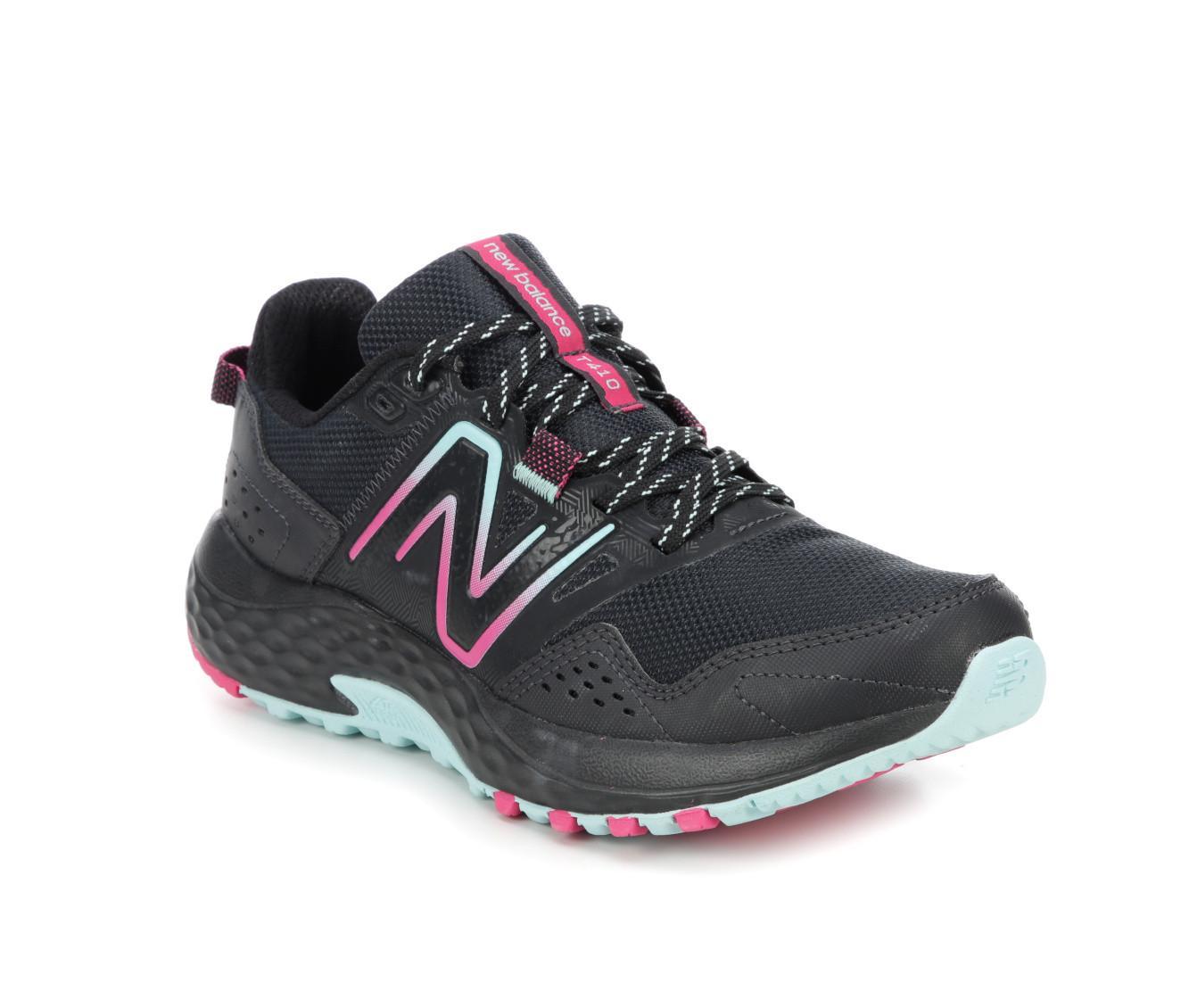 Women's New Balance WT410V8 Trail Running Shoes Product Image