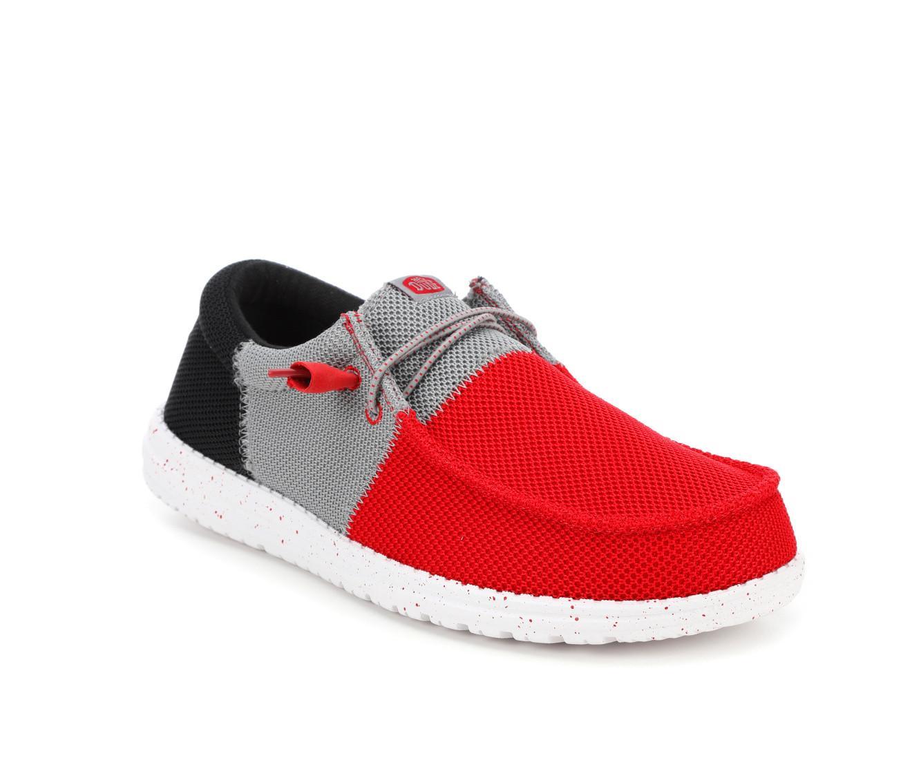 Men's HEYDUDE Wally Tri Varsity Mesh-M Casual Shoes Product Image