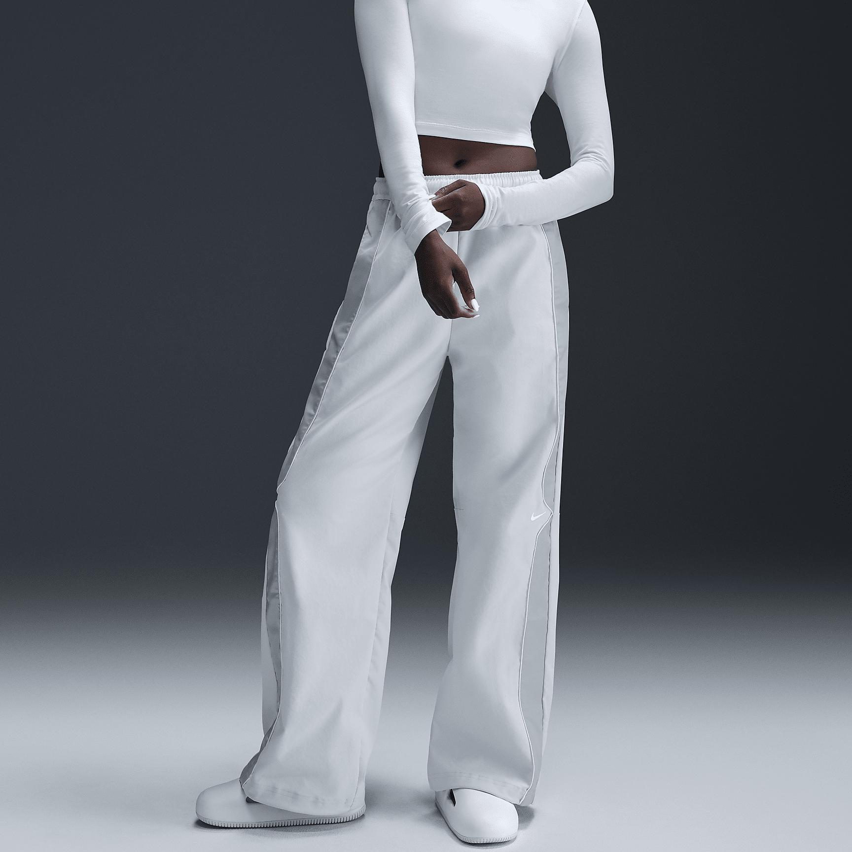 Nike Sportswear Women's Woven Pants Product Image
