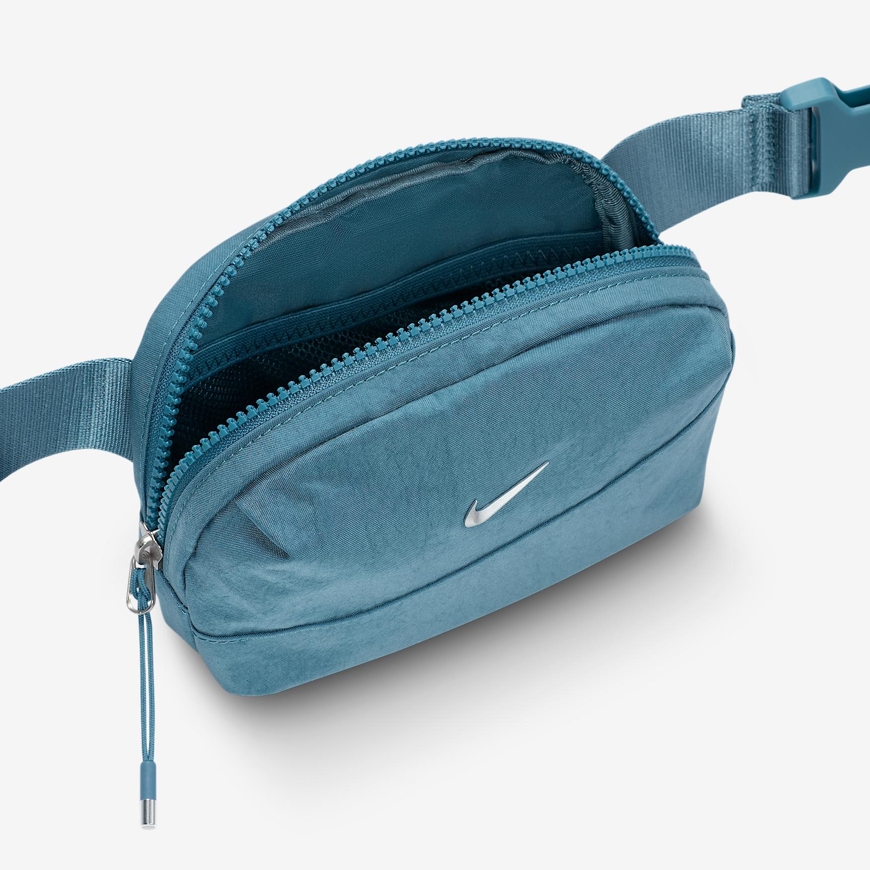Nike Unisex Aura Crossbody Bag (2L) | HM6120-006 Product Image